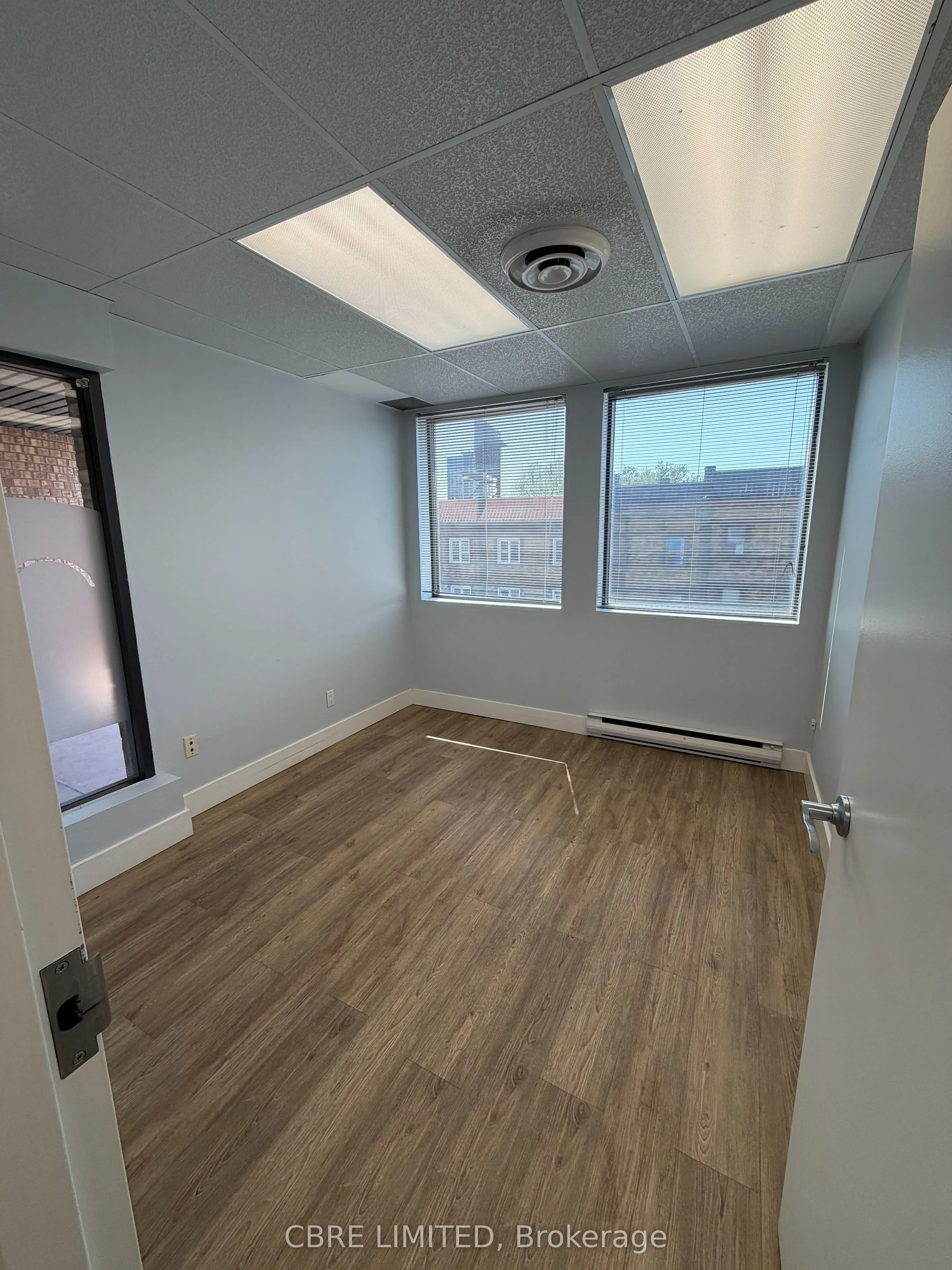 1055 Yonge Street #301