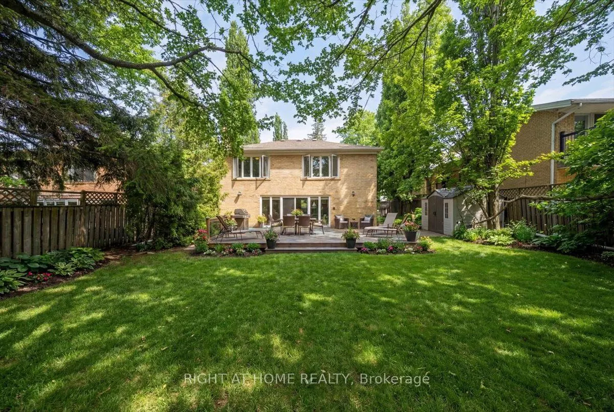23 Christine Crescent