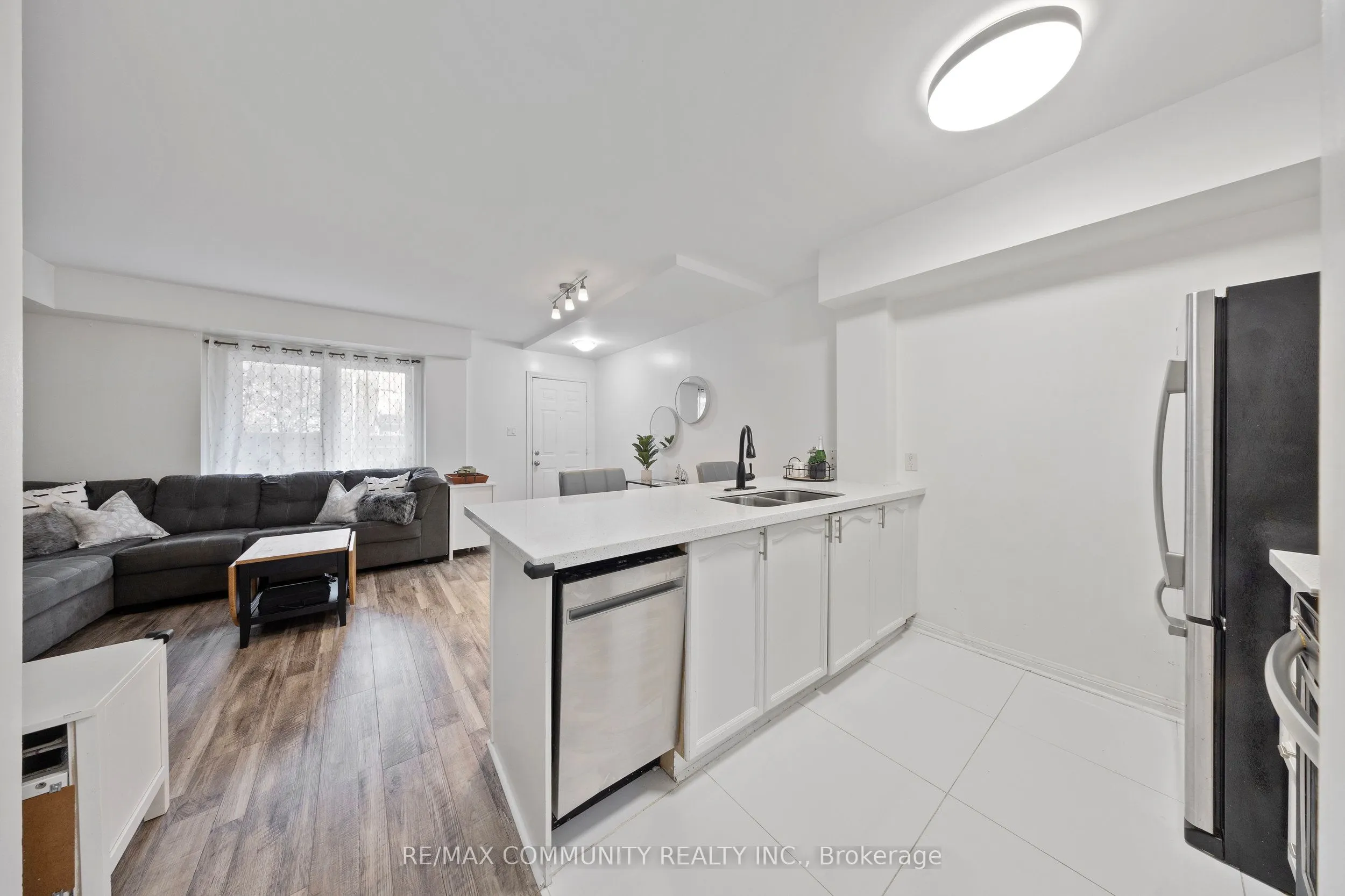 1 Sudbury Street #101