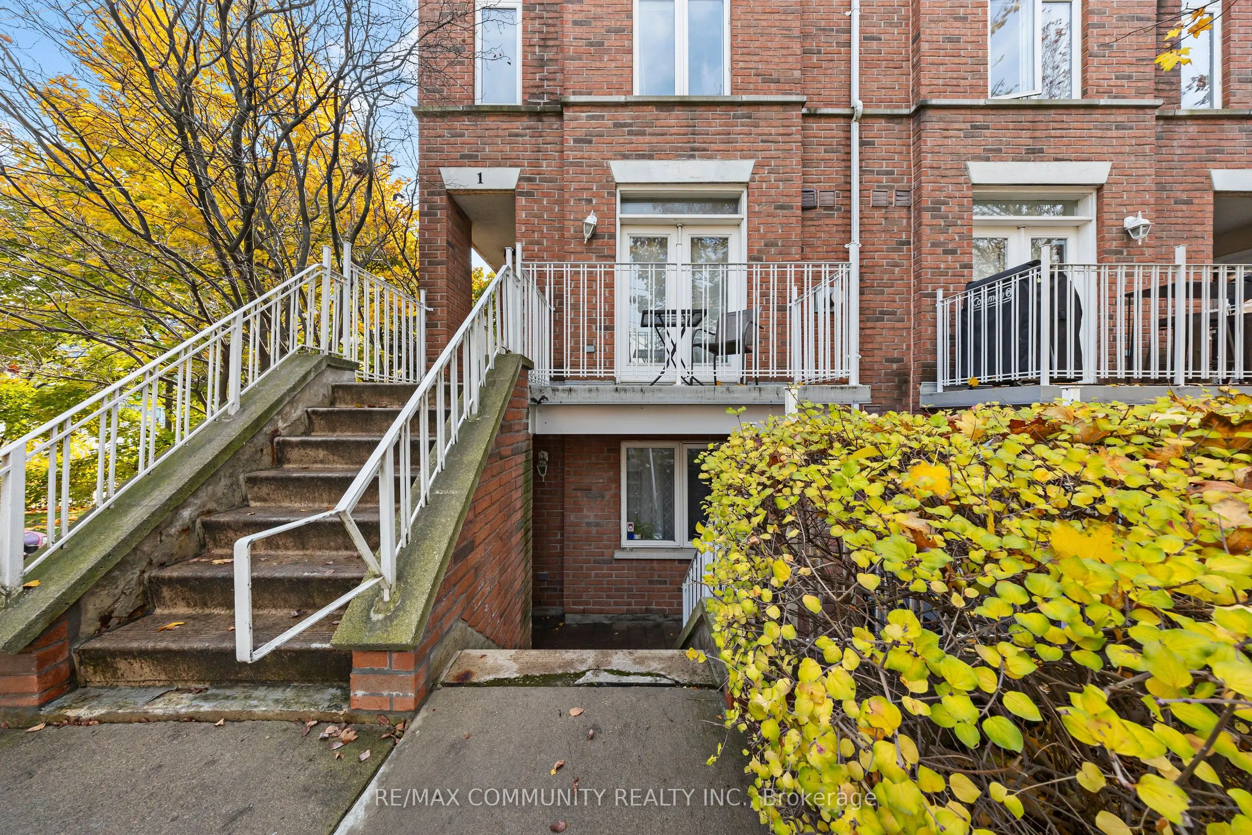 1 Sudbury Street #101