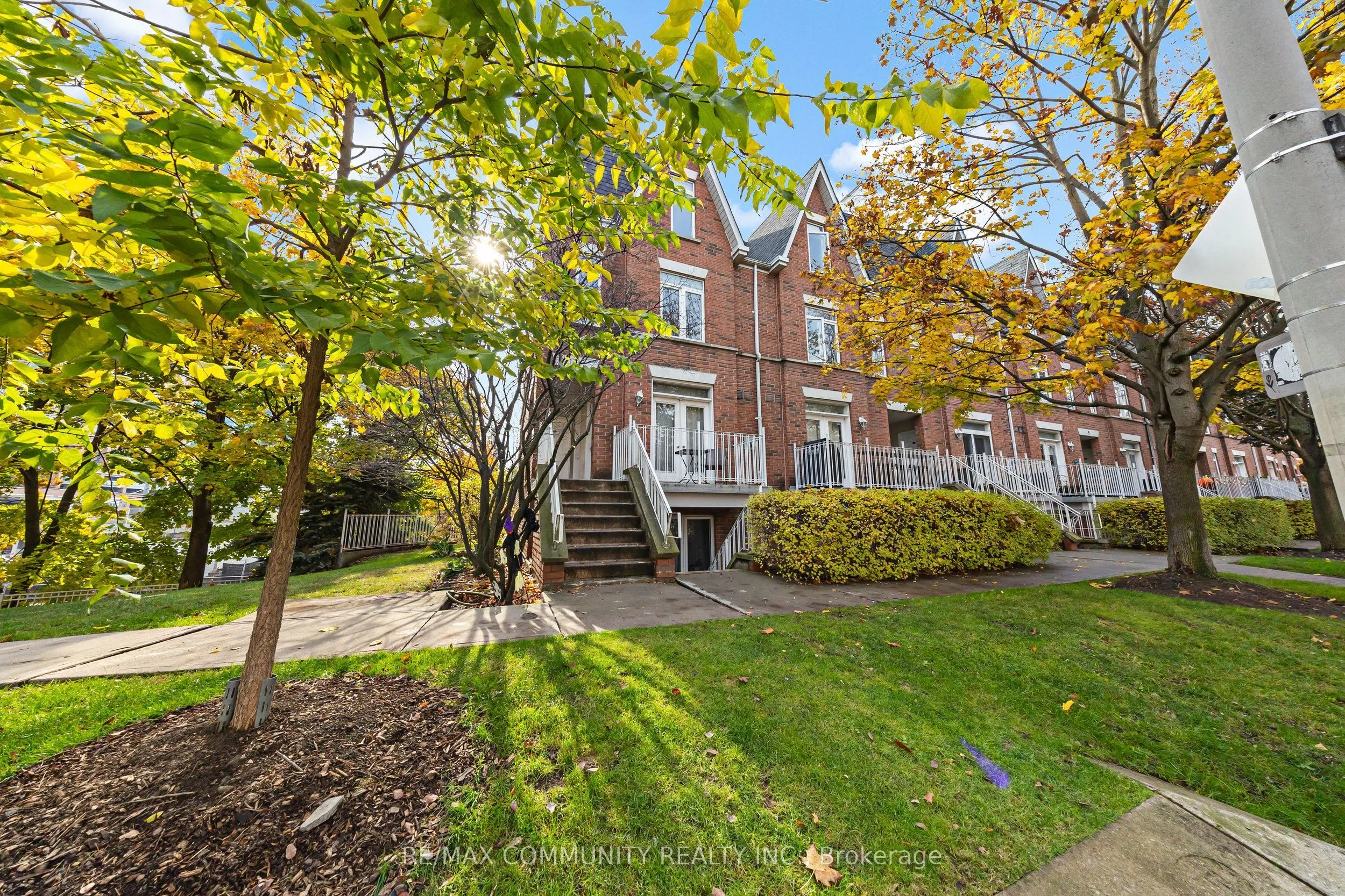 1 Sudbury Street #101