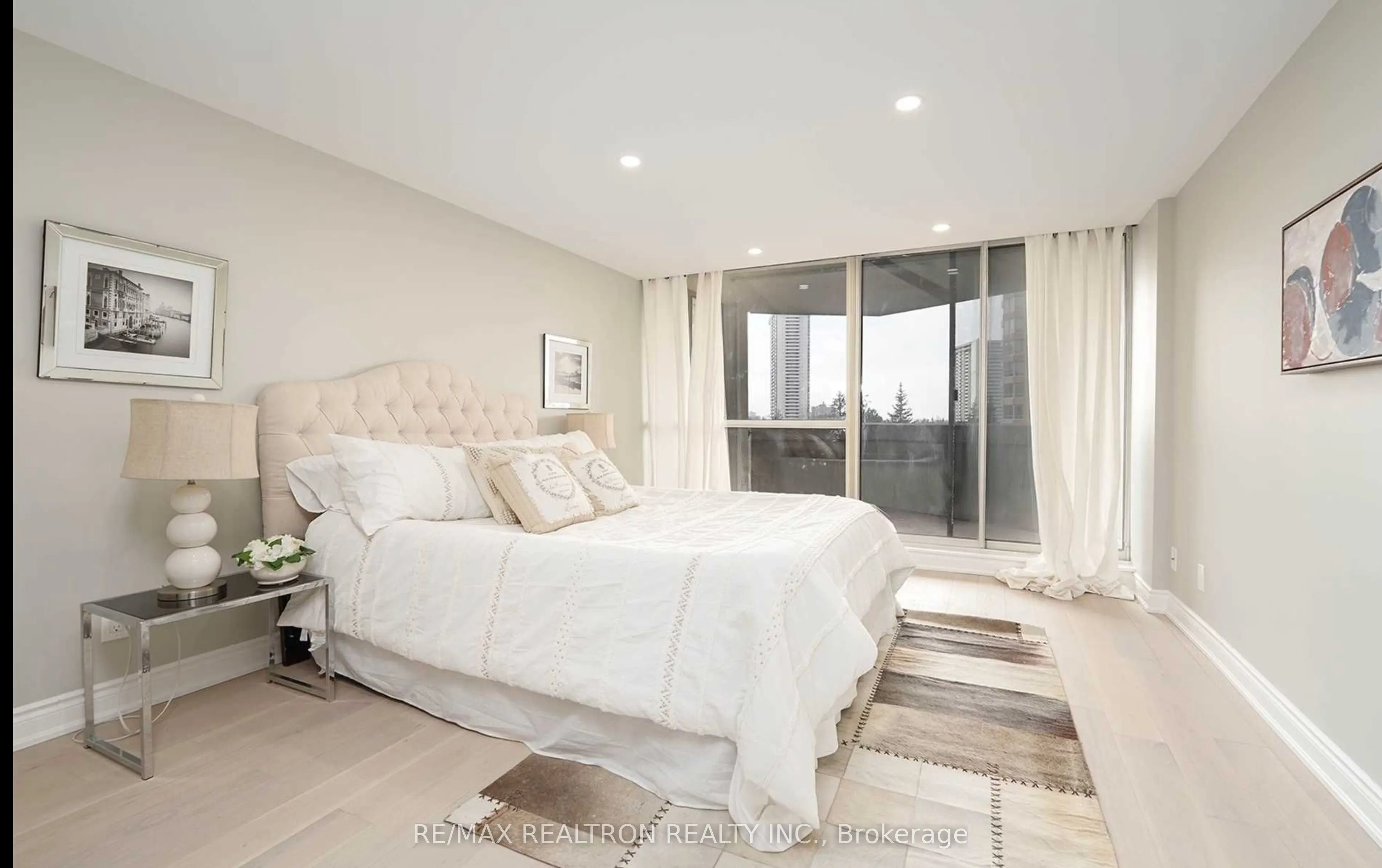 85 Skymark Drive #502