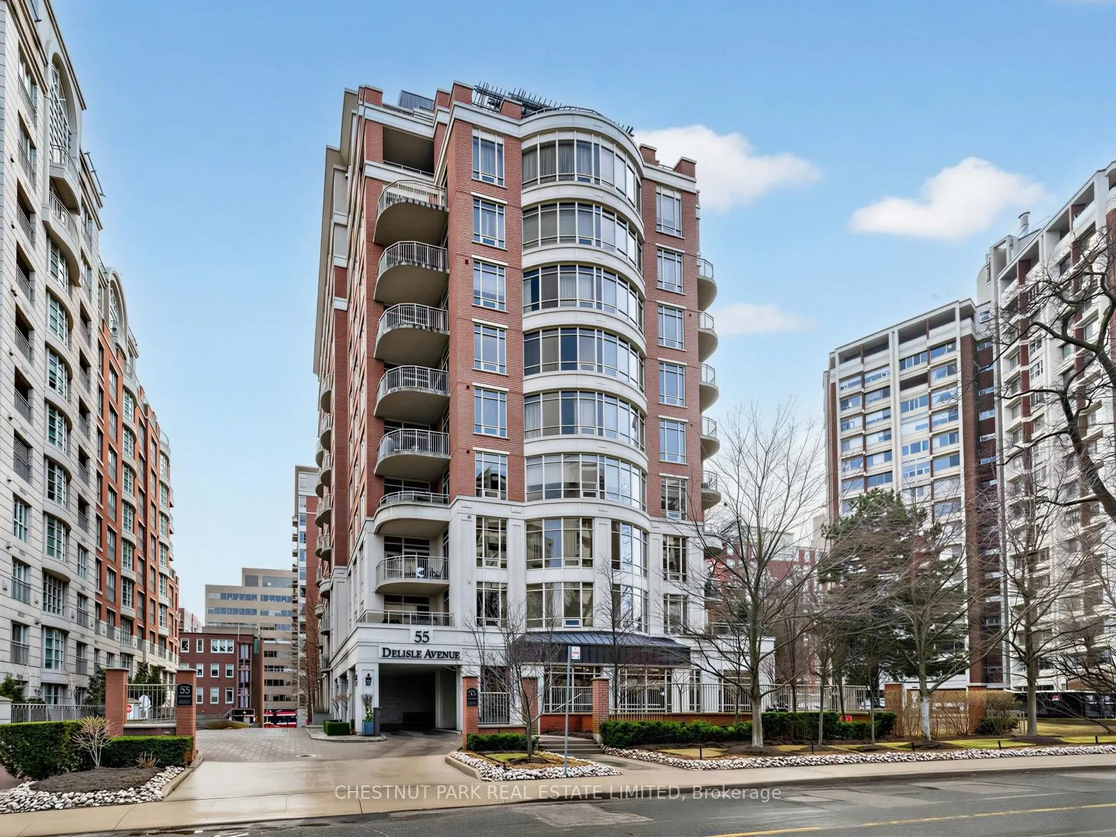55 Delisle Avenue #901