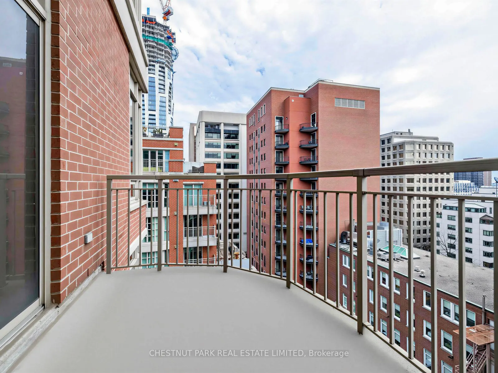 55 Delisle Avenue #901