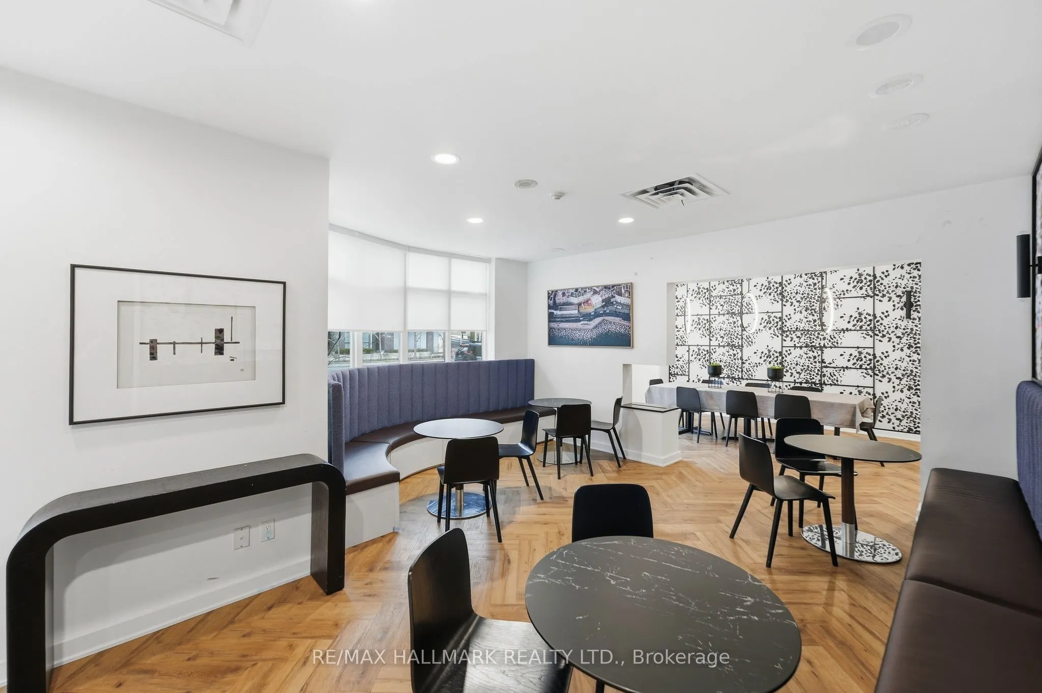 600 Queens Quay W #705