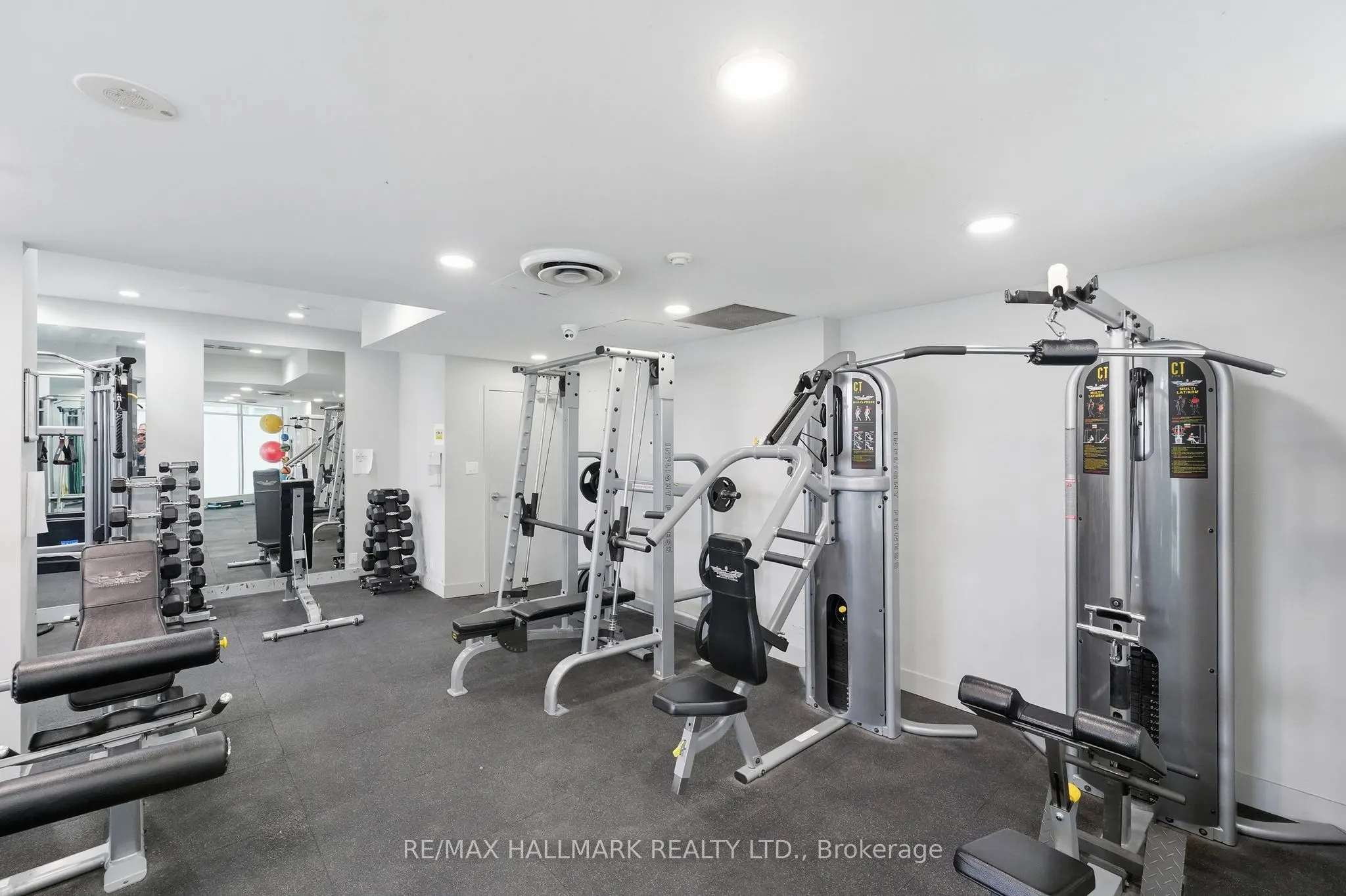 600 Queens Quay W #705