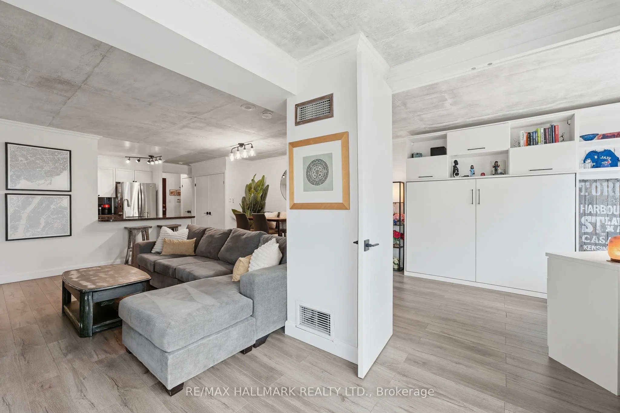 600 Queens Quay W #705
