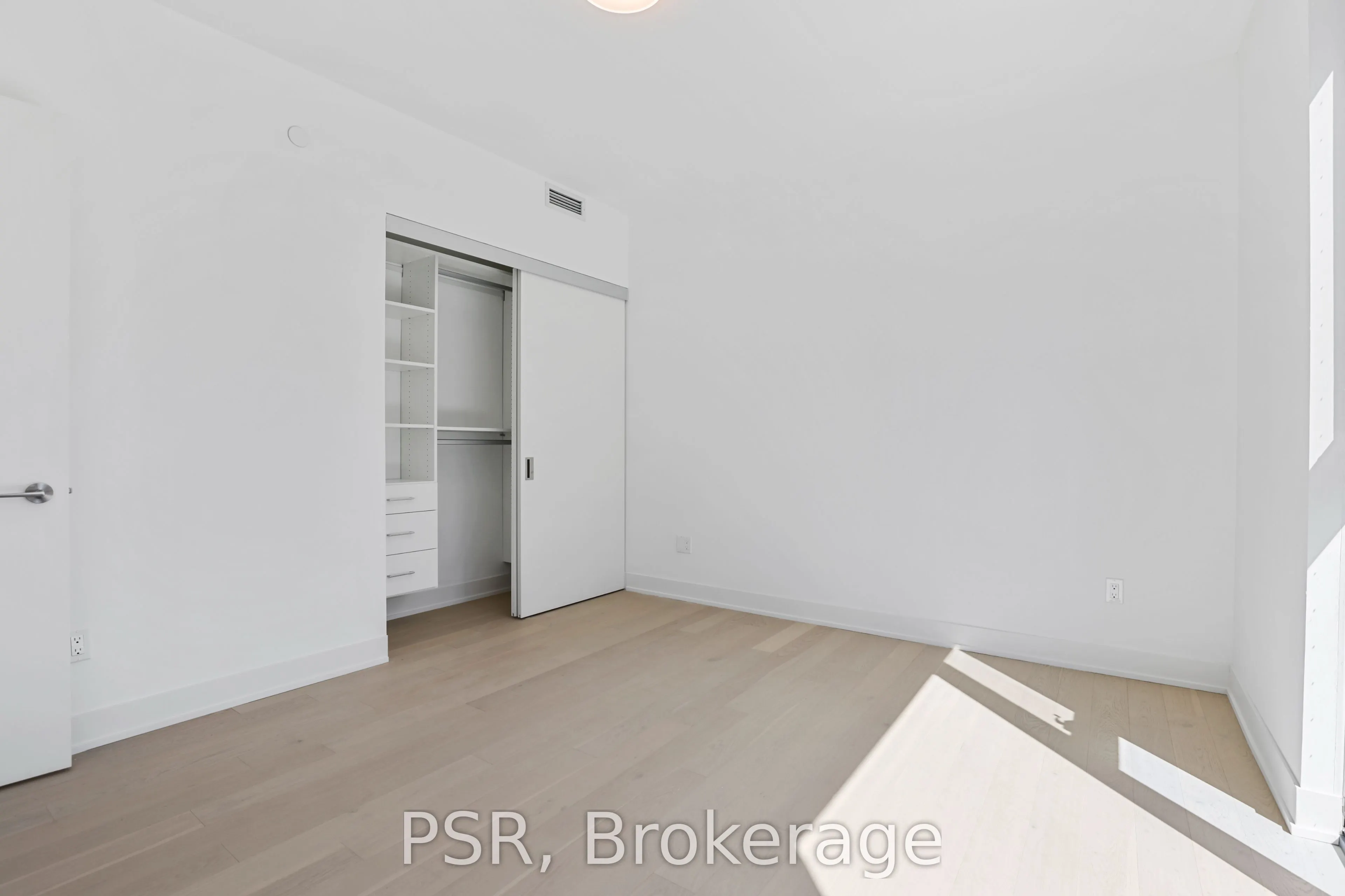 200 Keewatin Avenue #304