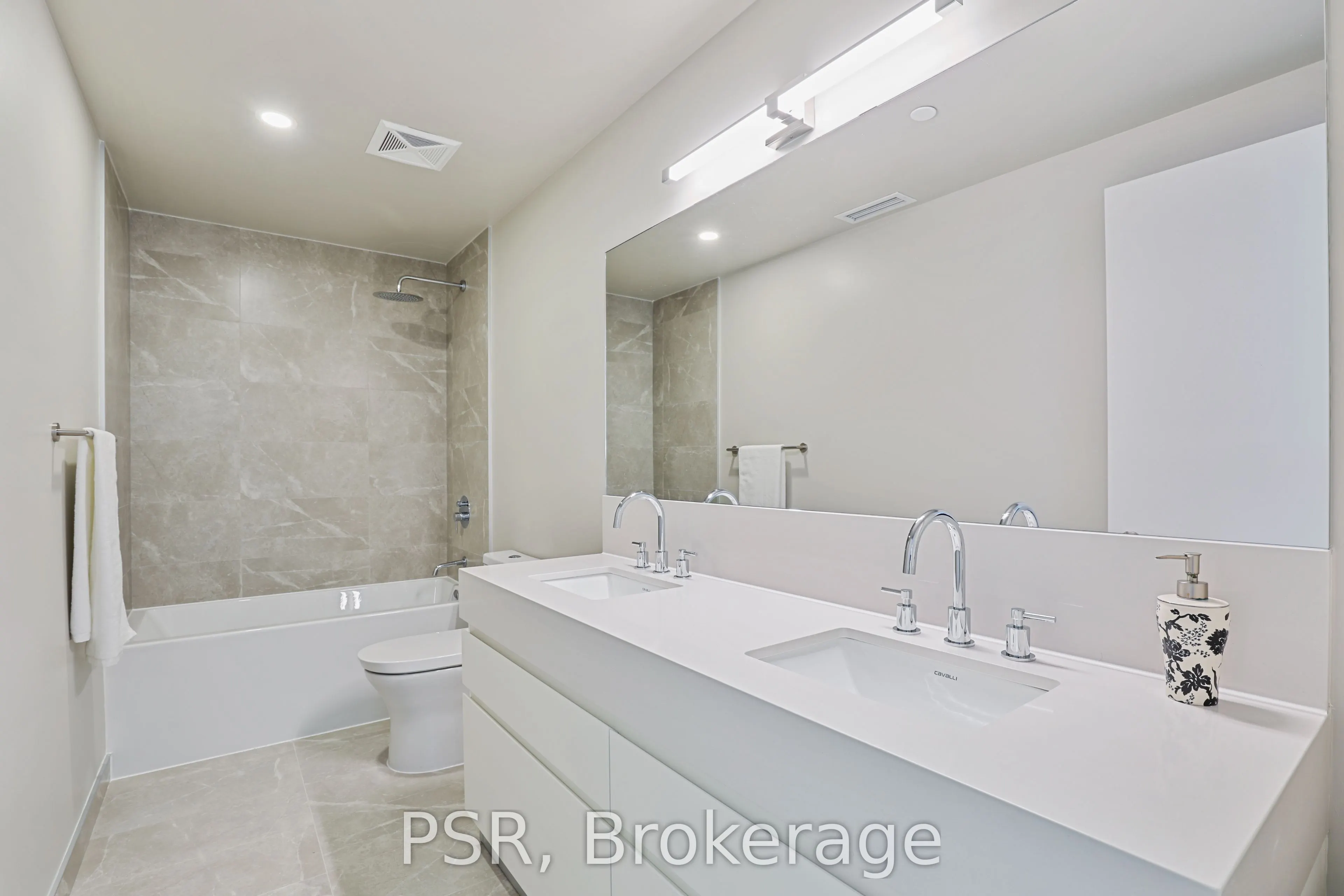 200 Keewatin Avenue #304