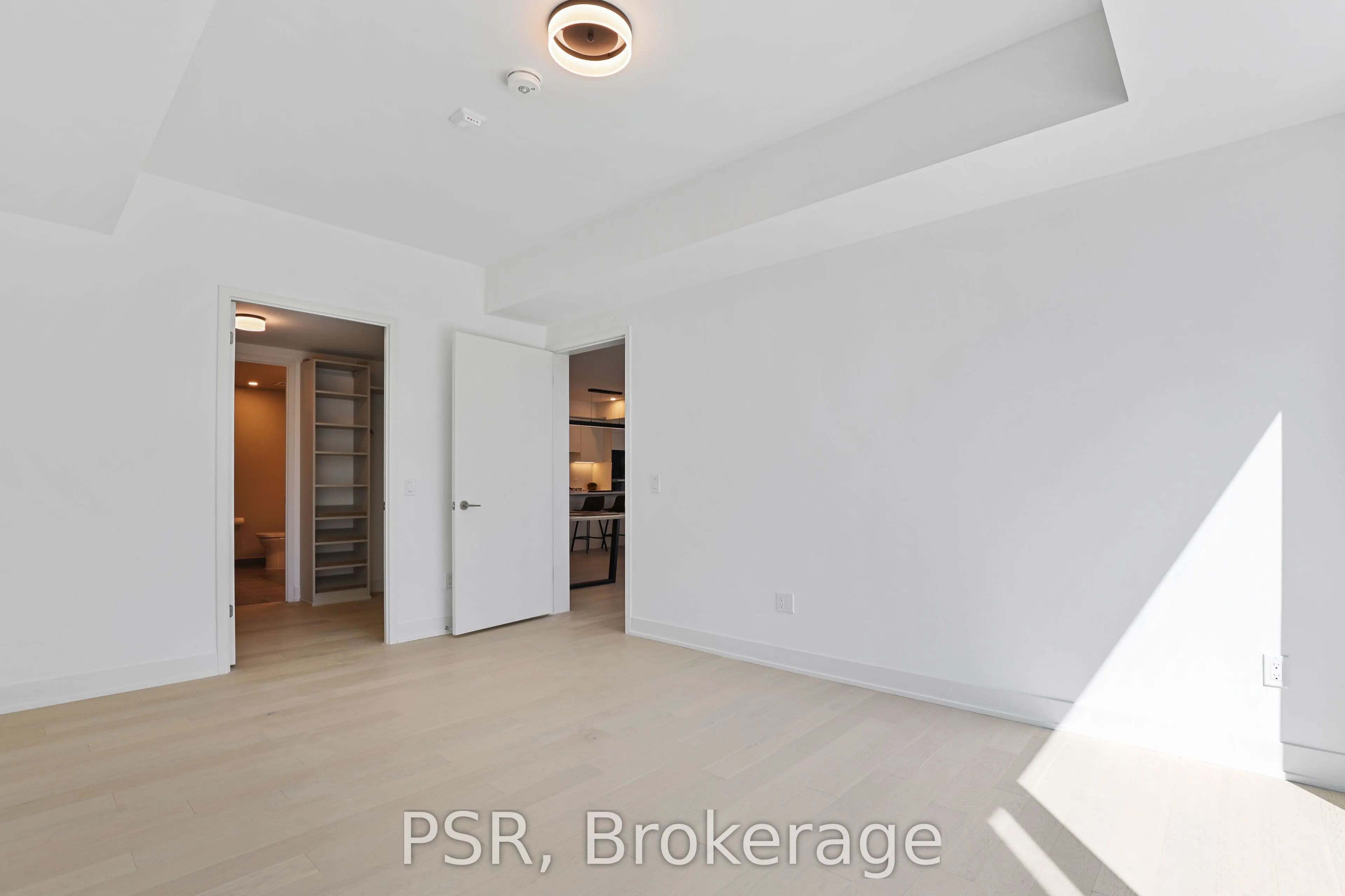 200 Keewatin Avenue #304