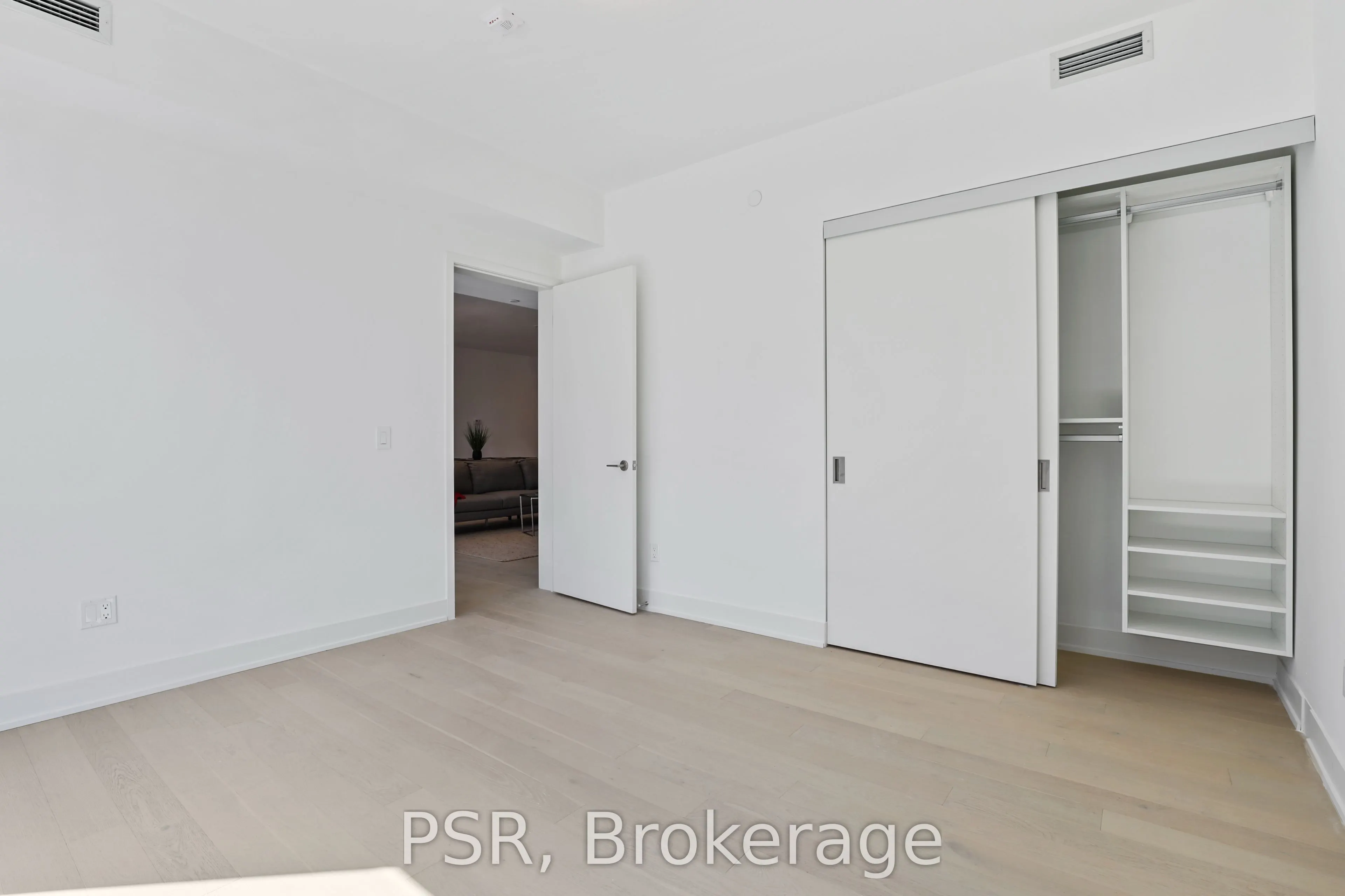 200 Keewatin Avenue #304