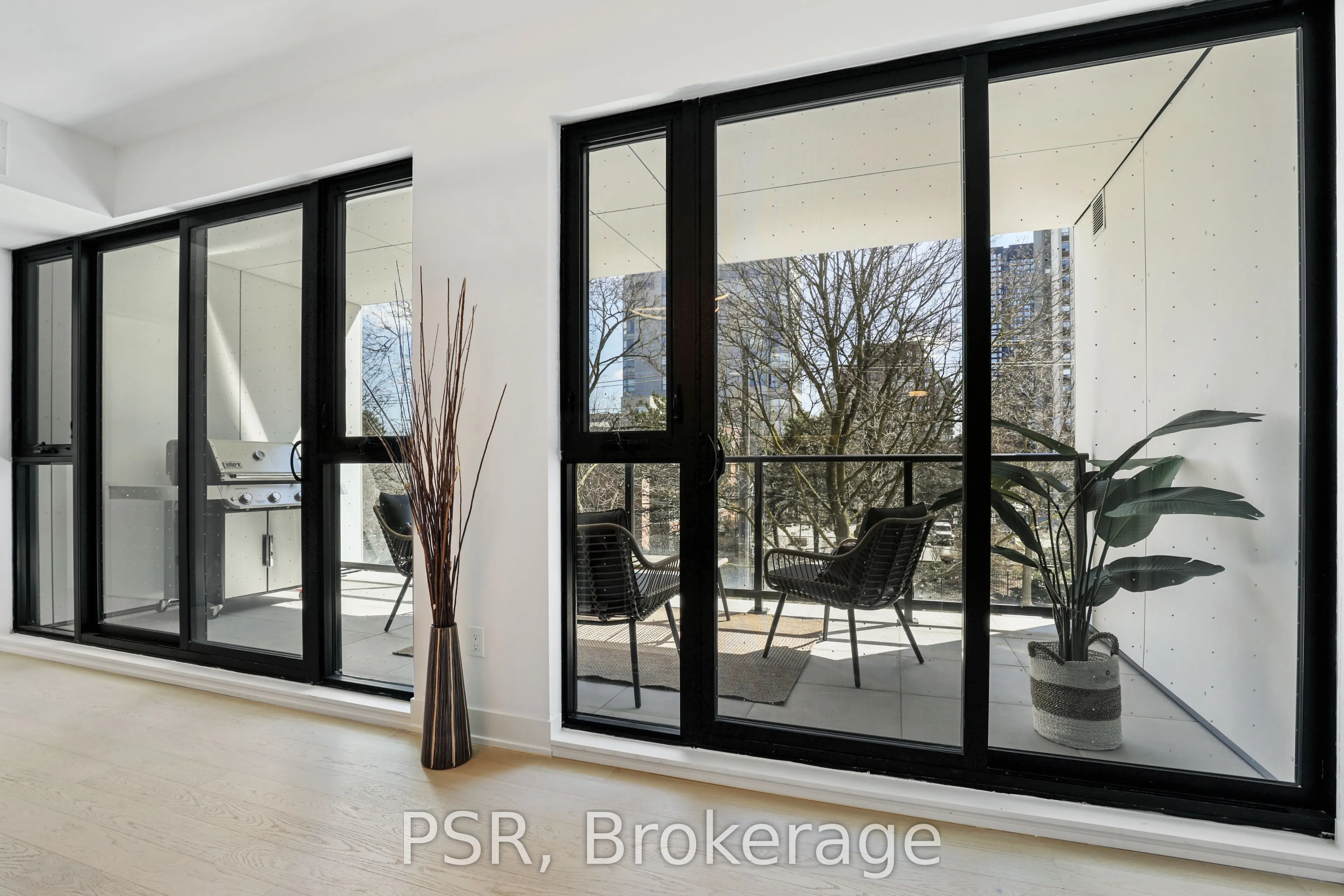 200 Keewatin Avenue #304