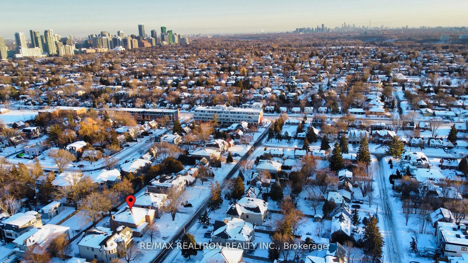 25 Clarkhill Street