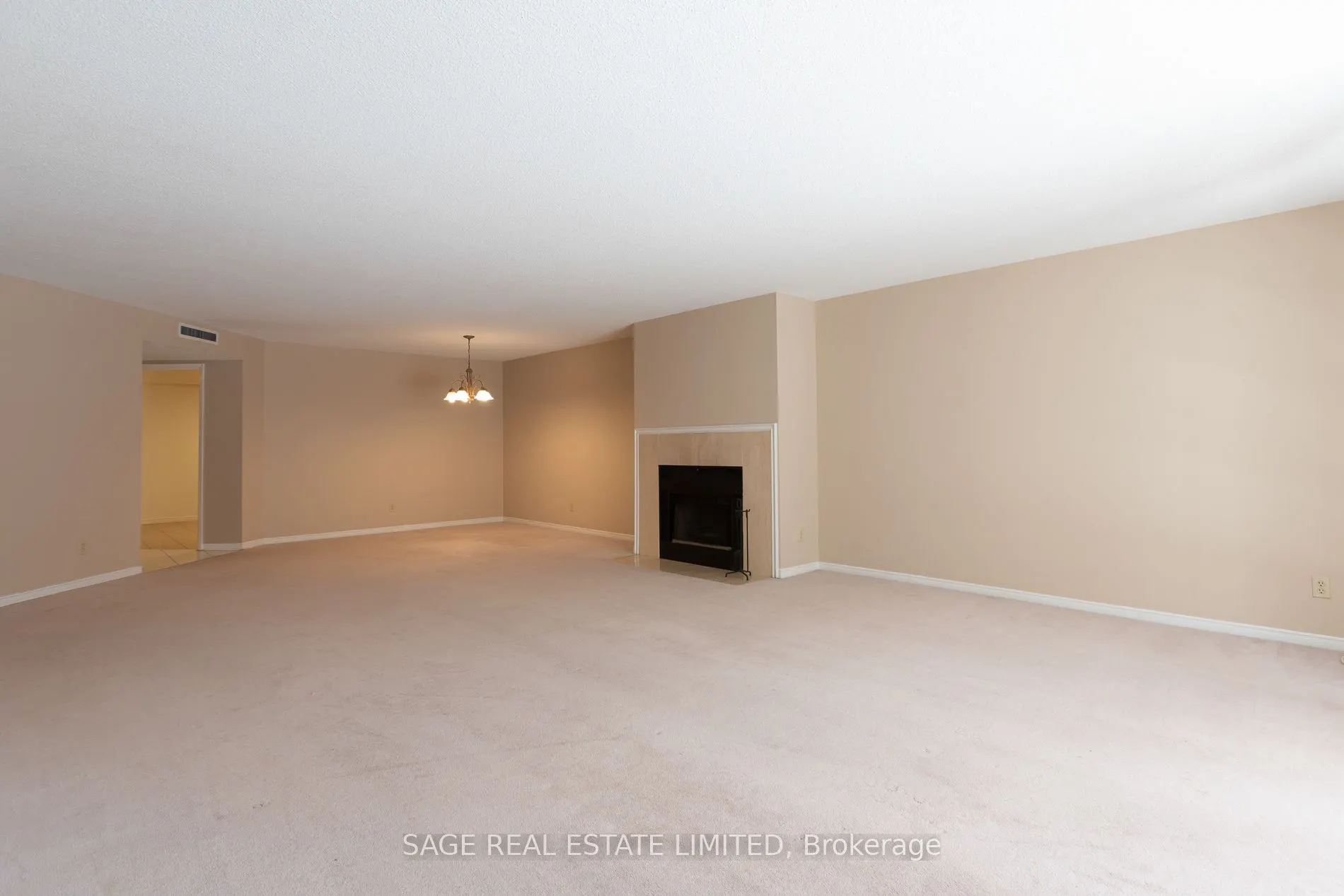 25 George Street #302