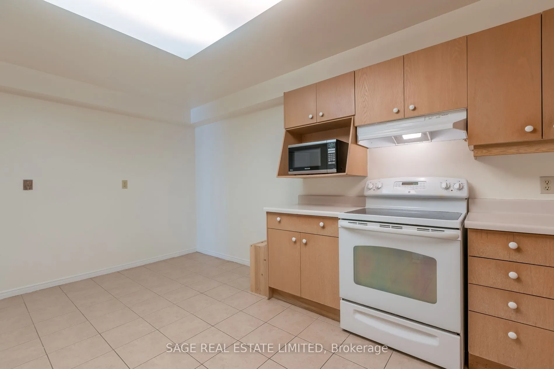 25 George Street #302
