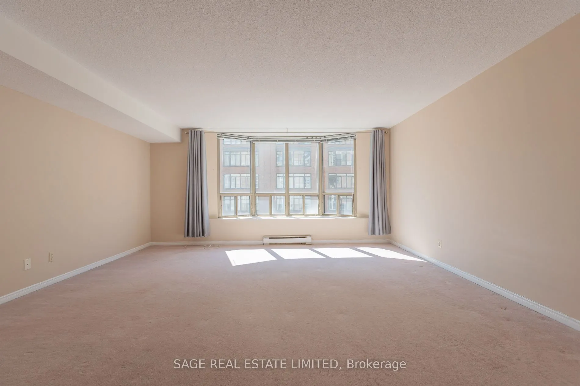 25 George Street #302