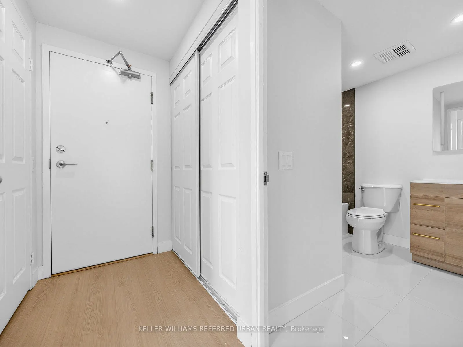 7 Bishop Avenue #501