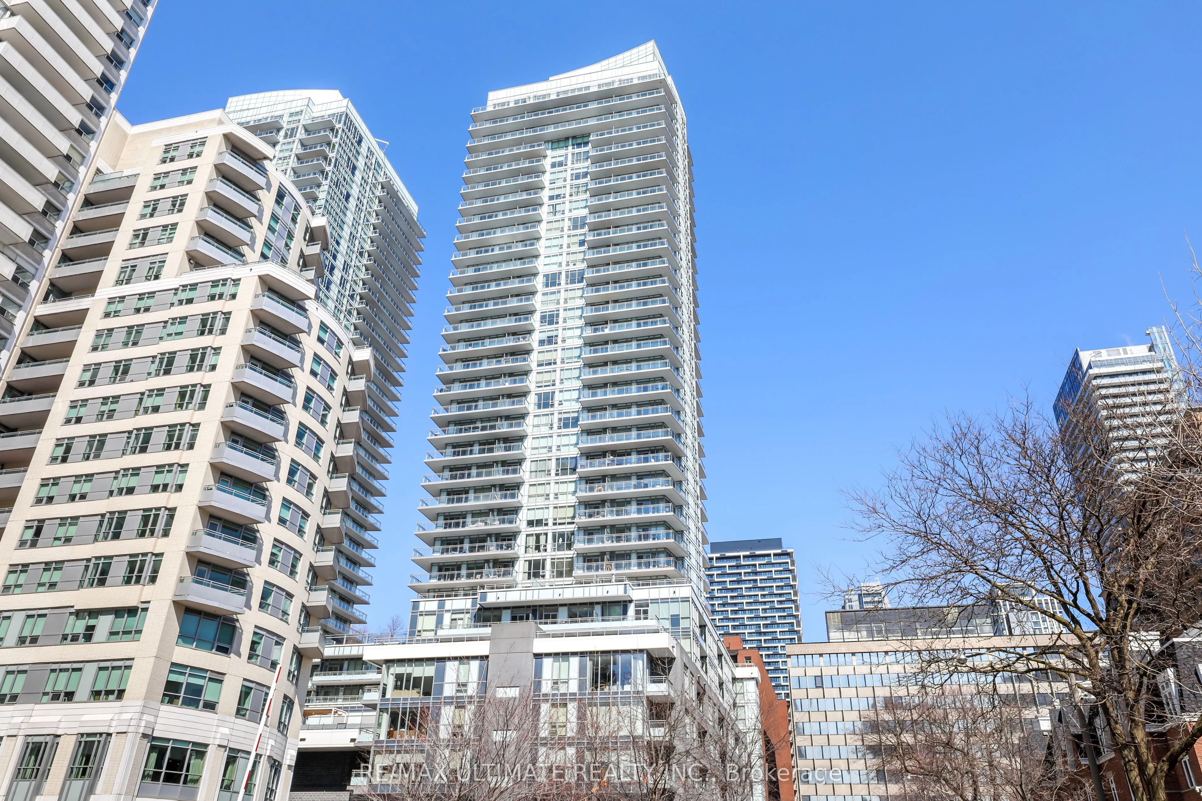 98 Lillian Street #1812