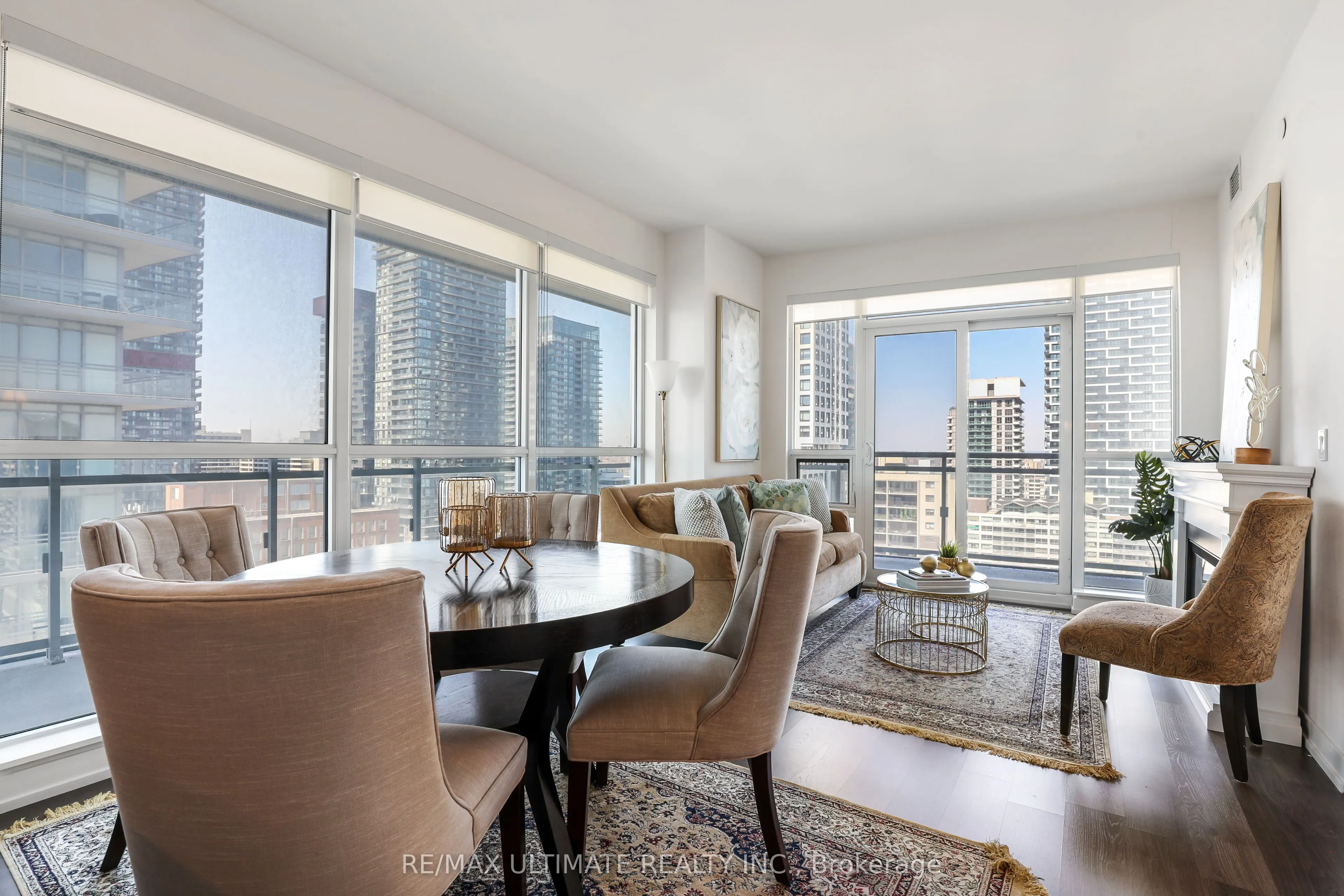 98 Lillian Street #1812