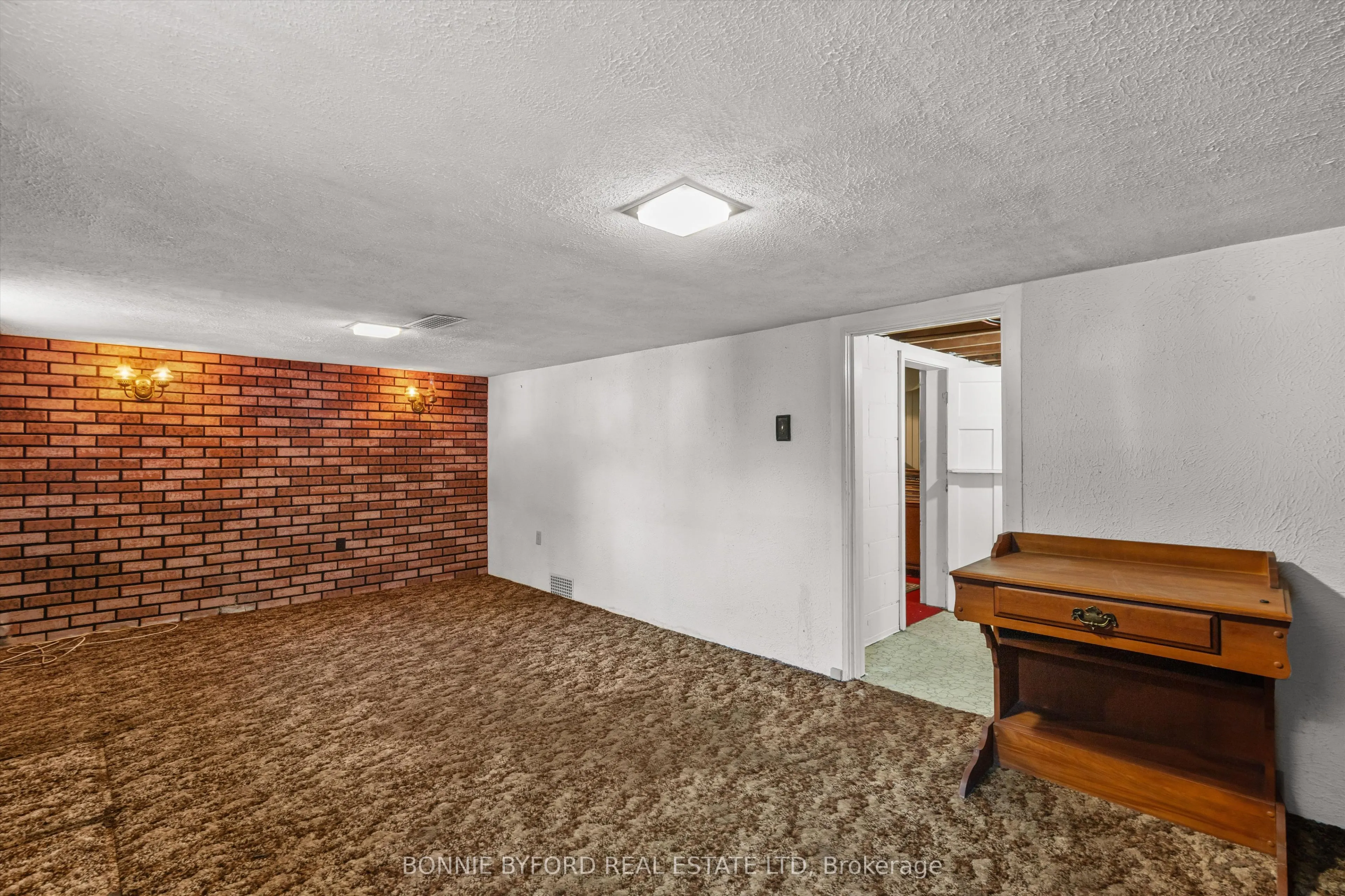 42 Parklea Drive