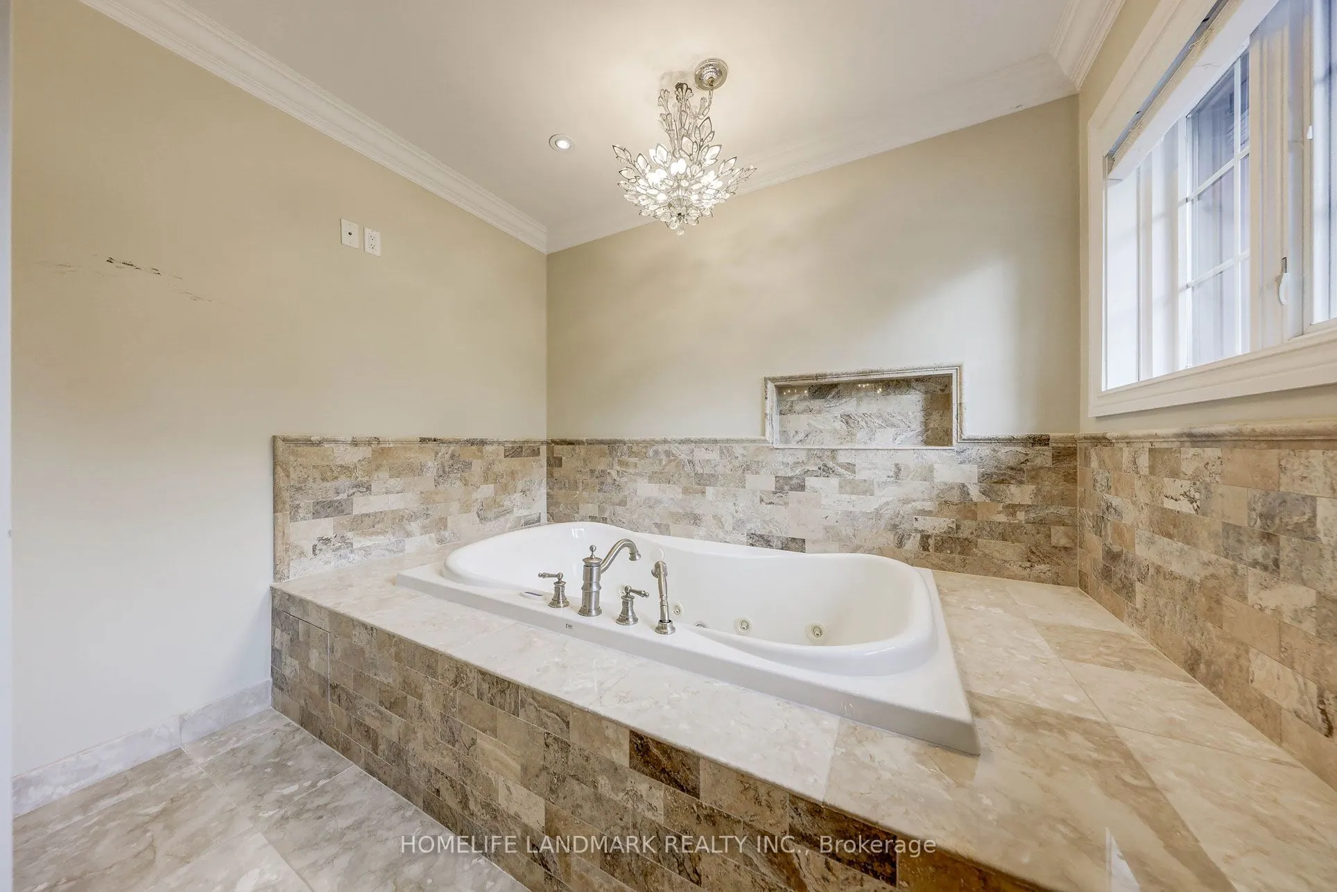 38 Misty Crescent