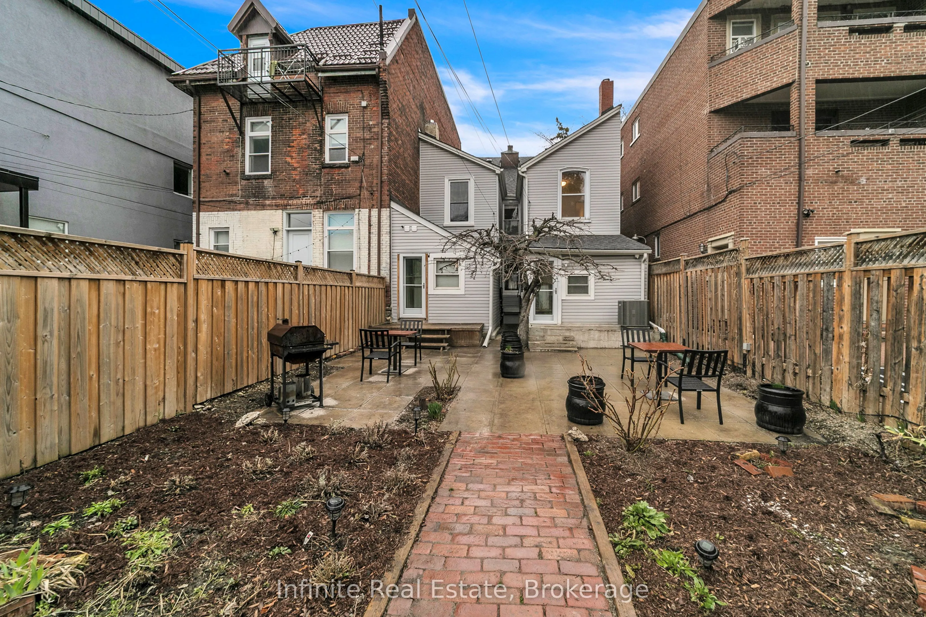 11 D'arcy Street