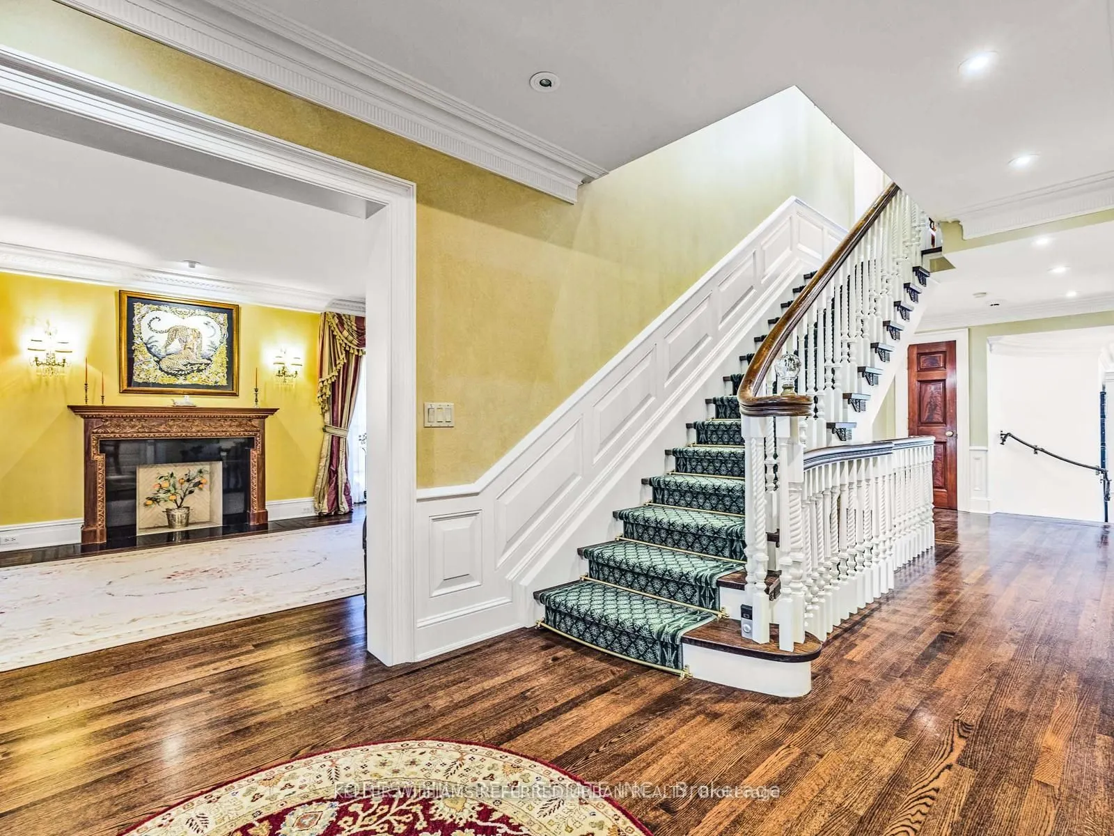 11 Dewbourne Avenue
