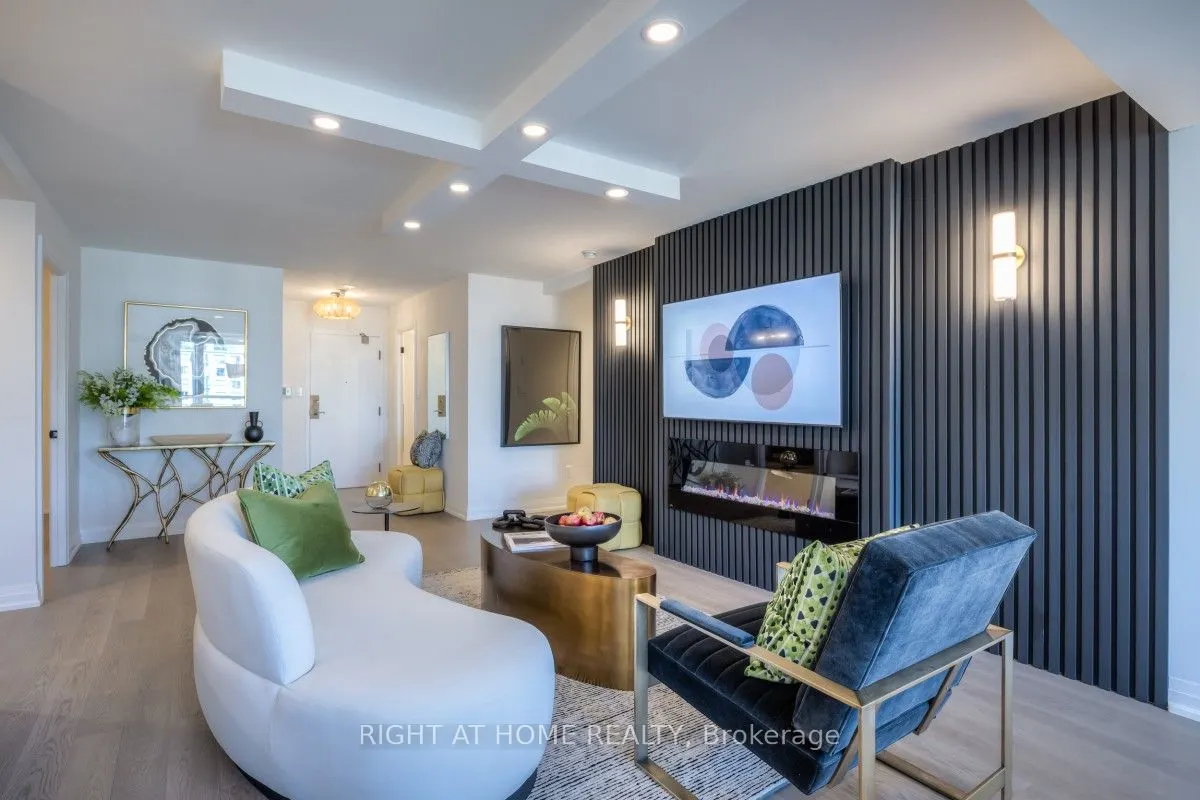 5444 Yonge Street #1810