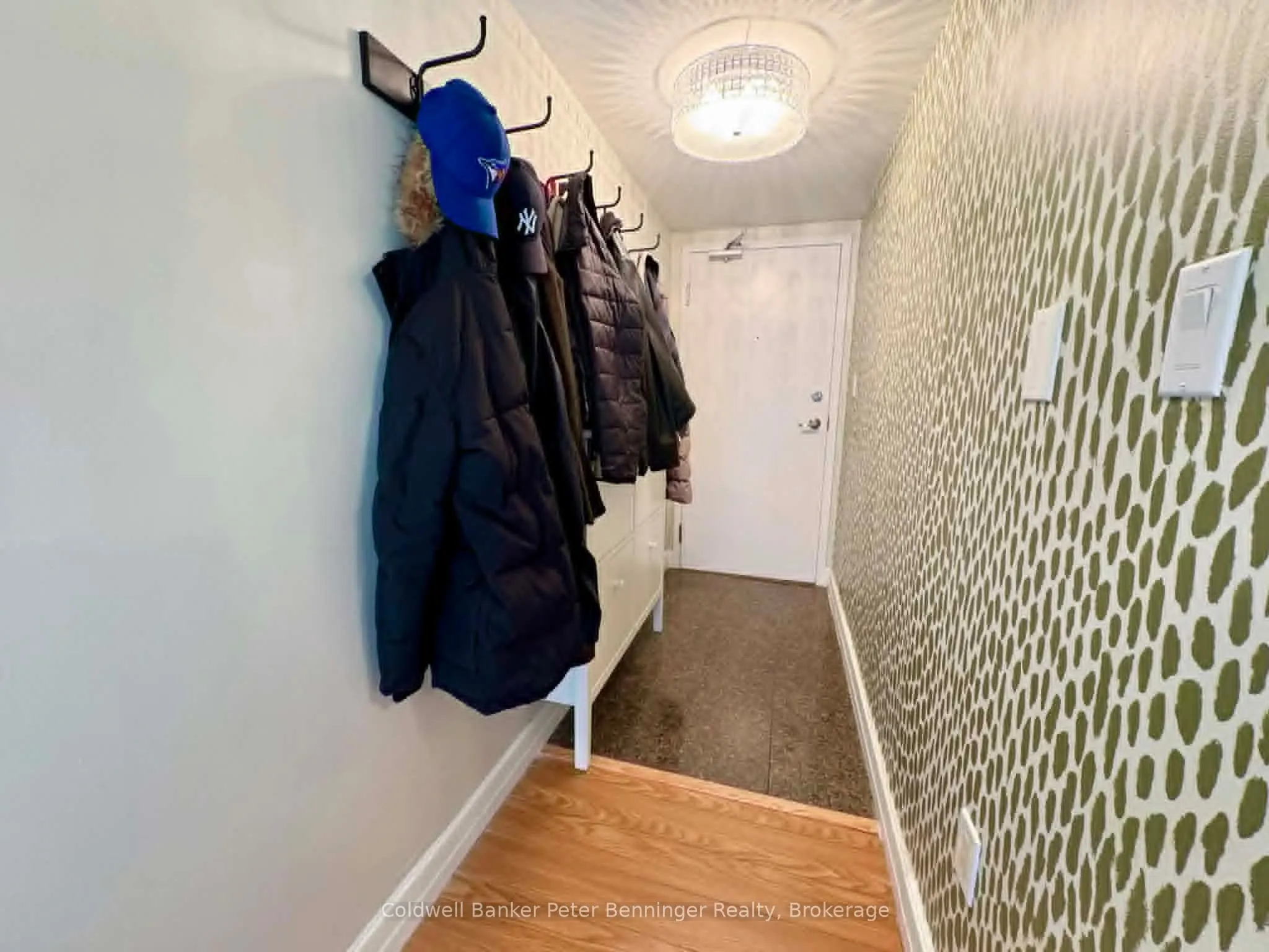 10 Navy Wharf Court #203