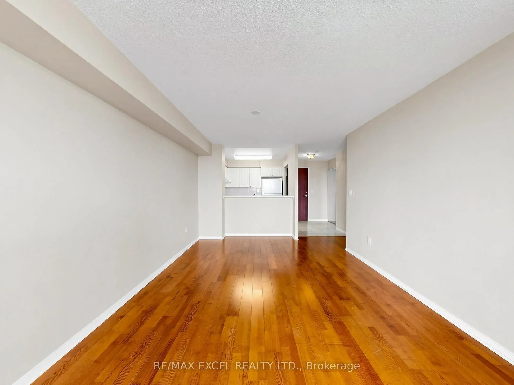 28 Pemberton Avenue #706