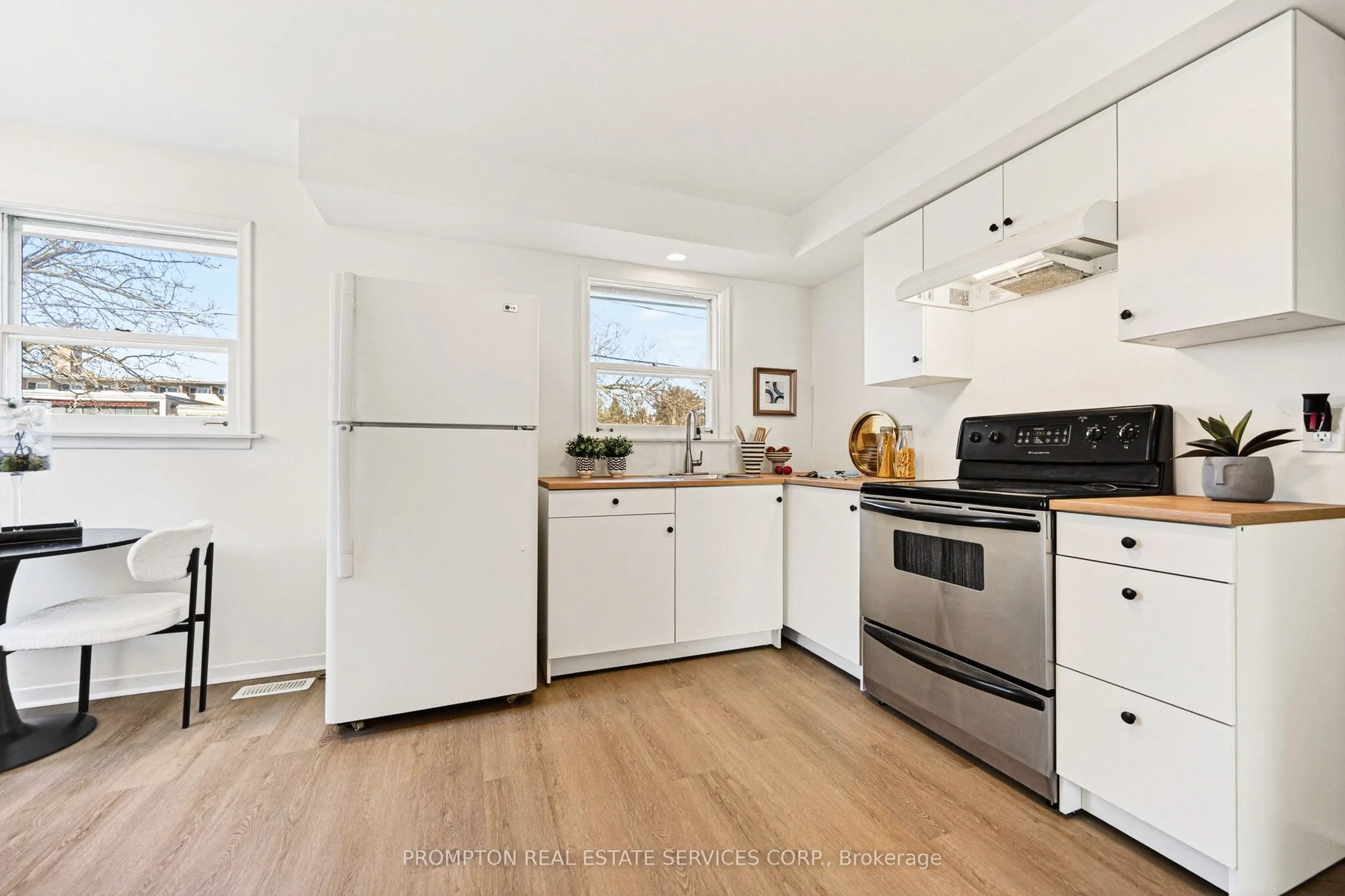 81 Maxome Avenue