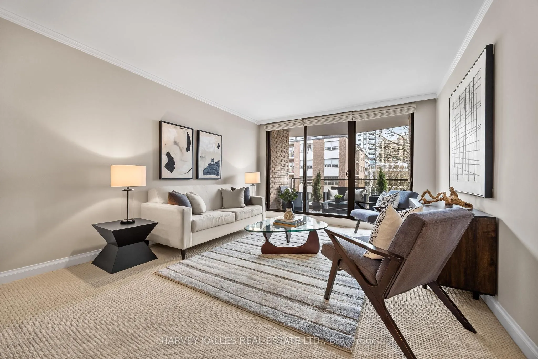 350 Lonsdale Road #407