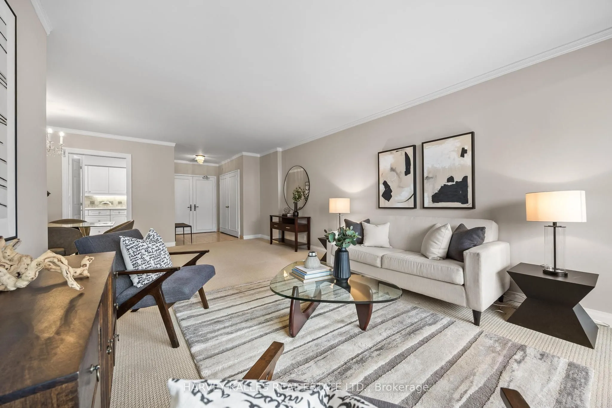 350 Lonsdale Road #407
