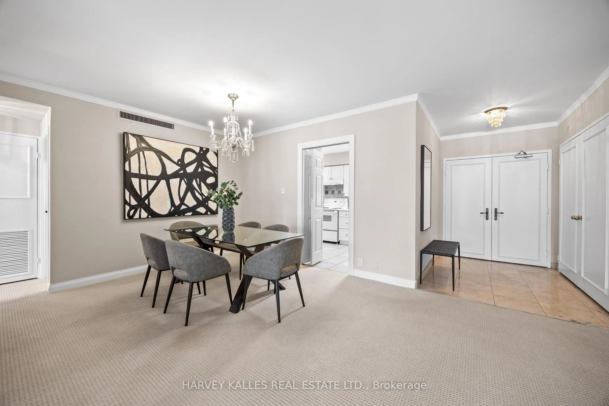 350 Lonsdale Road #407