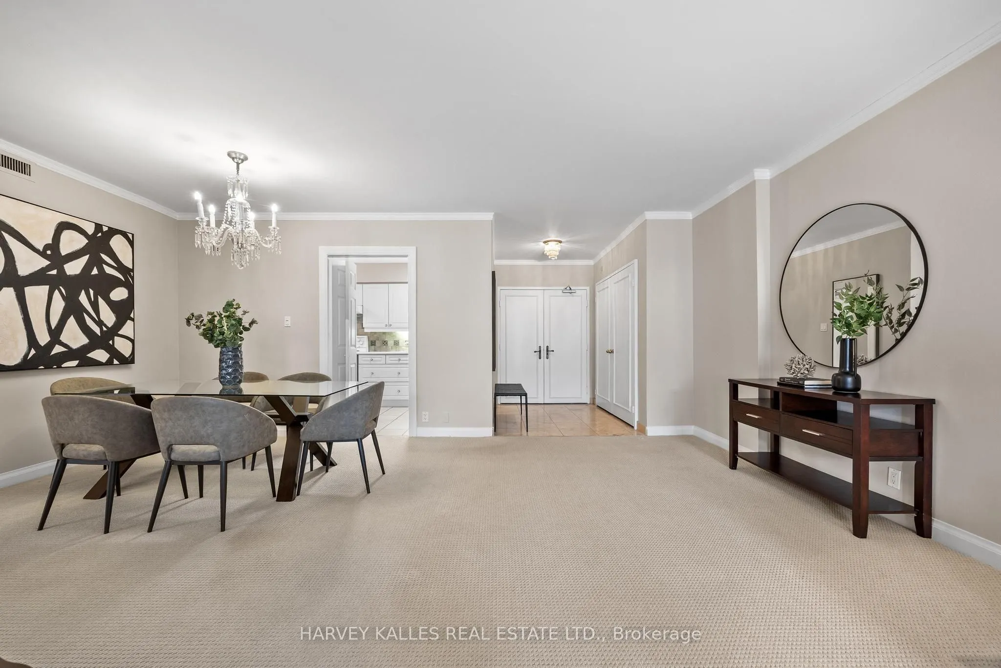 350 Lonsdale Road #407