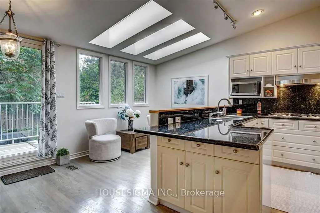 116 Cranbrooke Avenue #Main