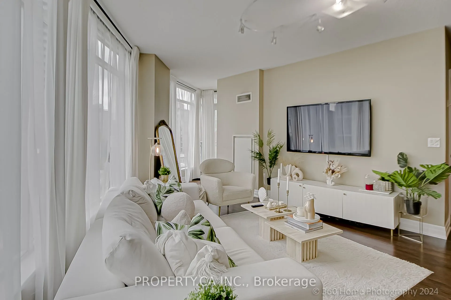 8 Scollard Street #702