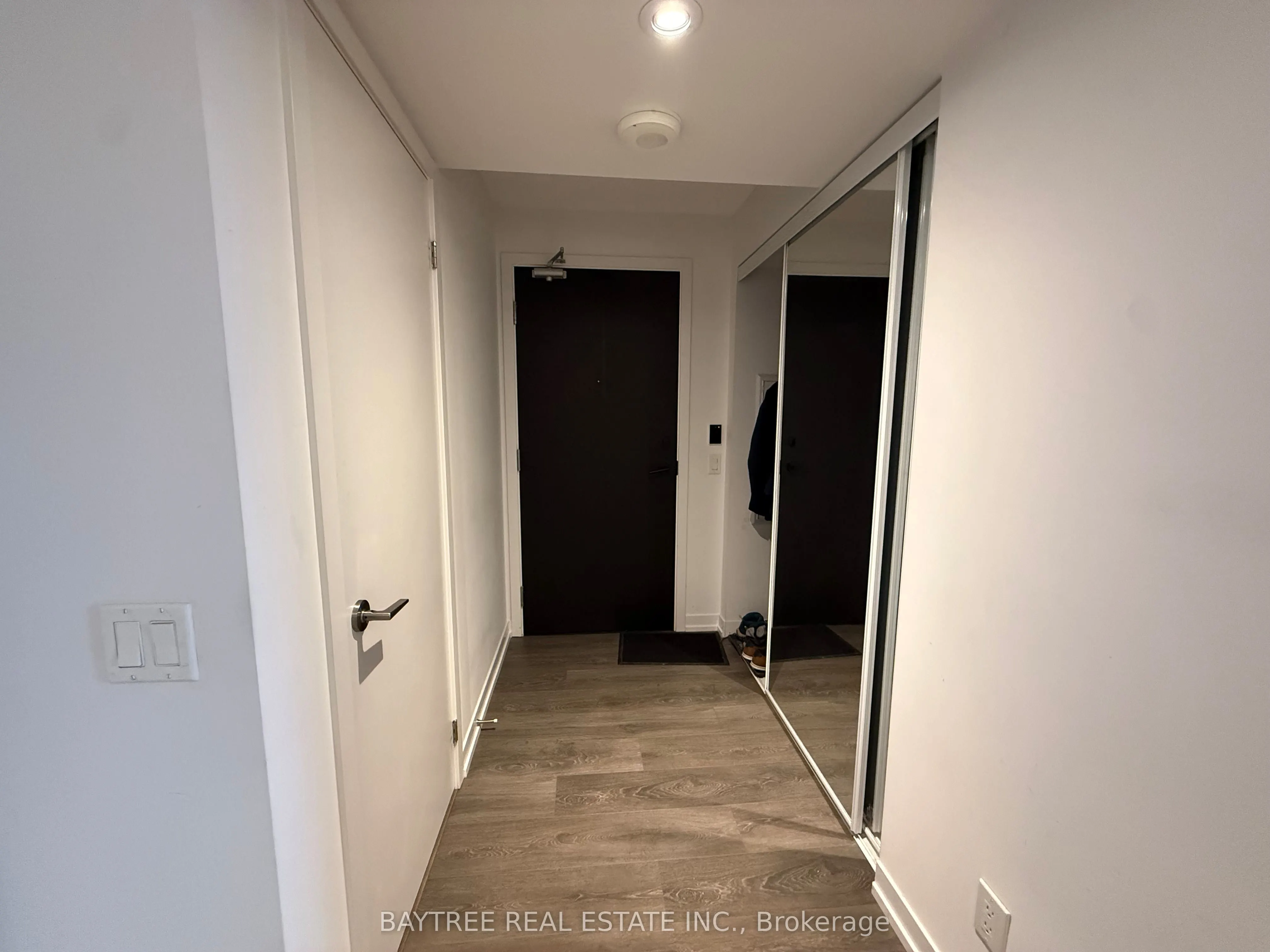 125 Redpath Avenue #1613