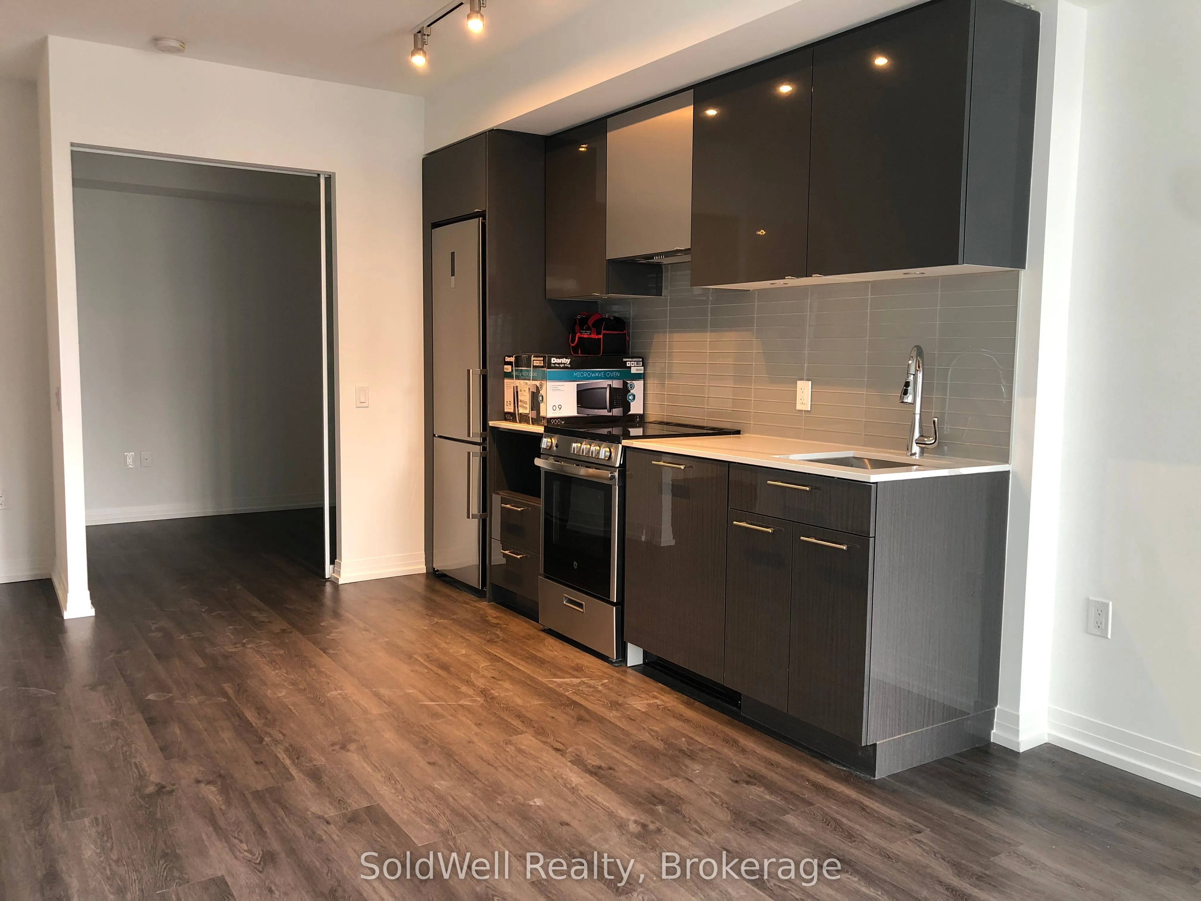 251 Jarvis Street #1720