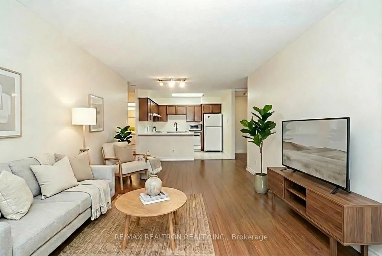 256 Doris Avenue #511