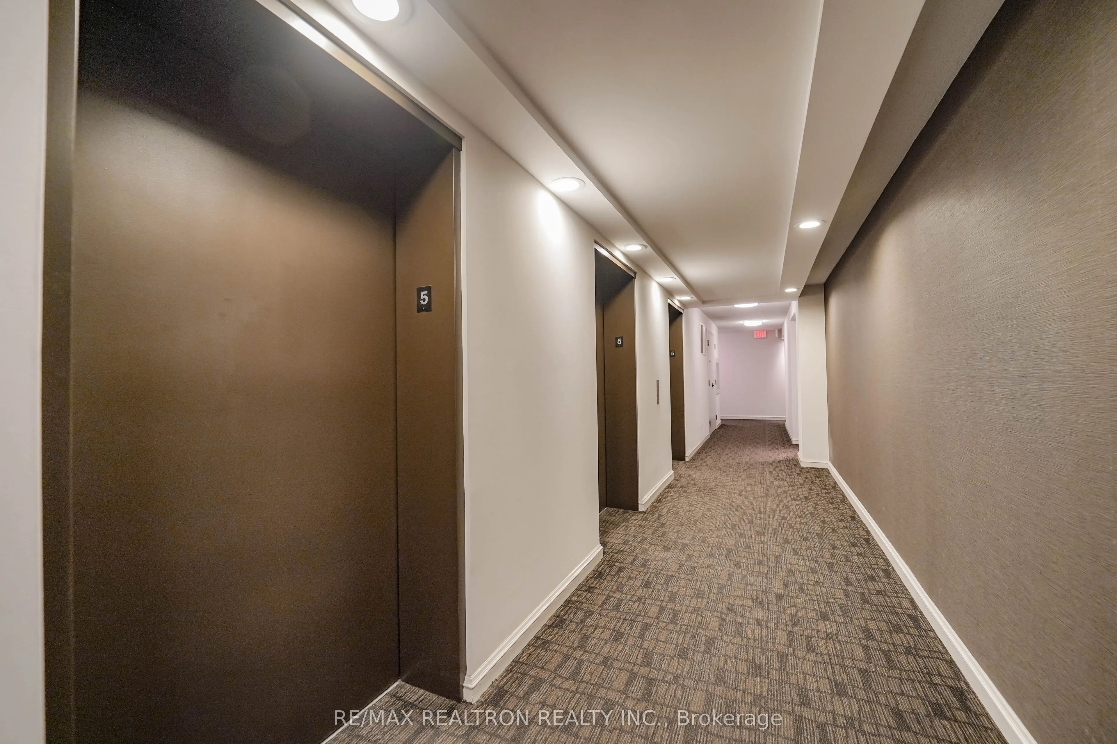 256 Doris Avenue #511