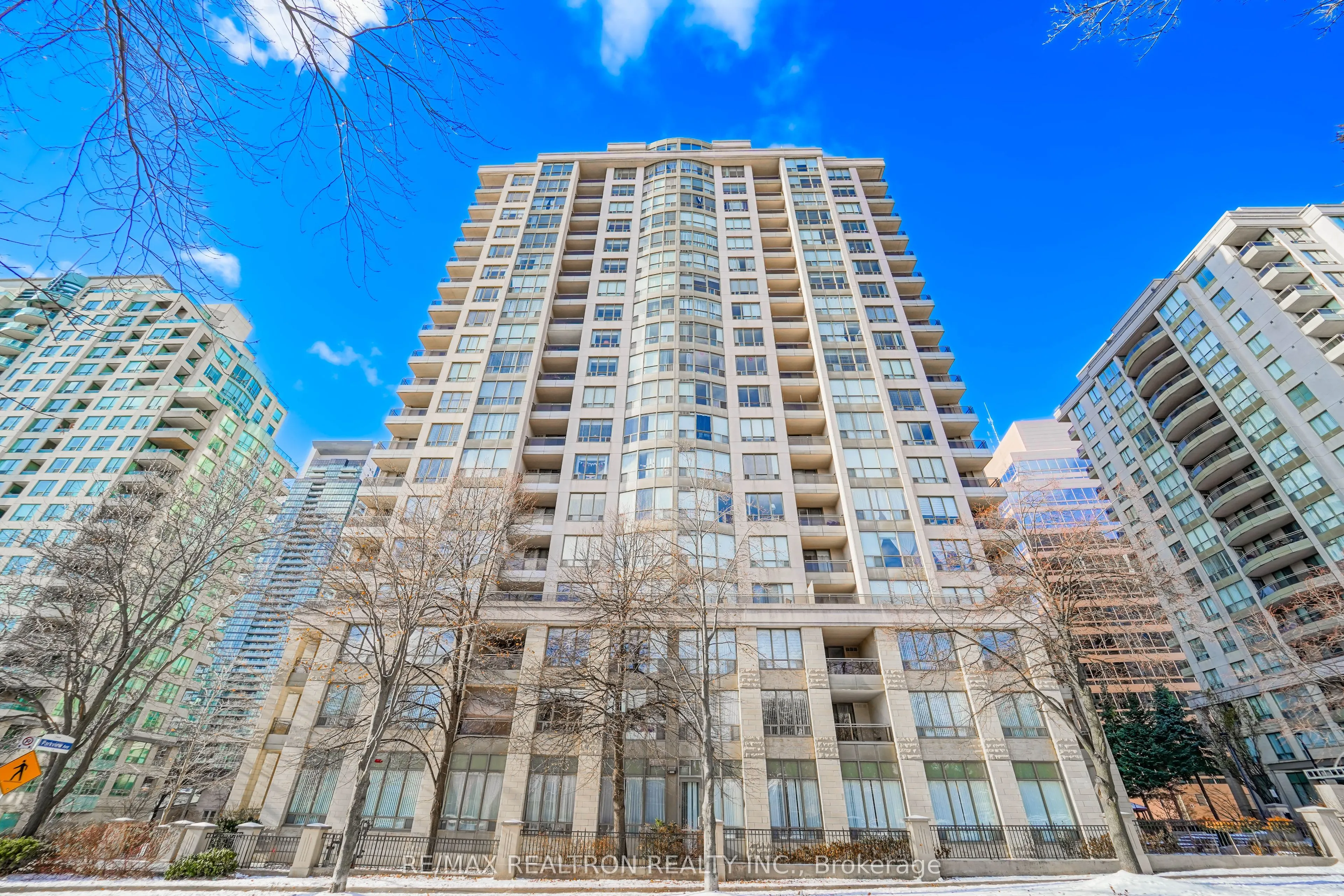 256 Doris Avenue #511