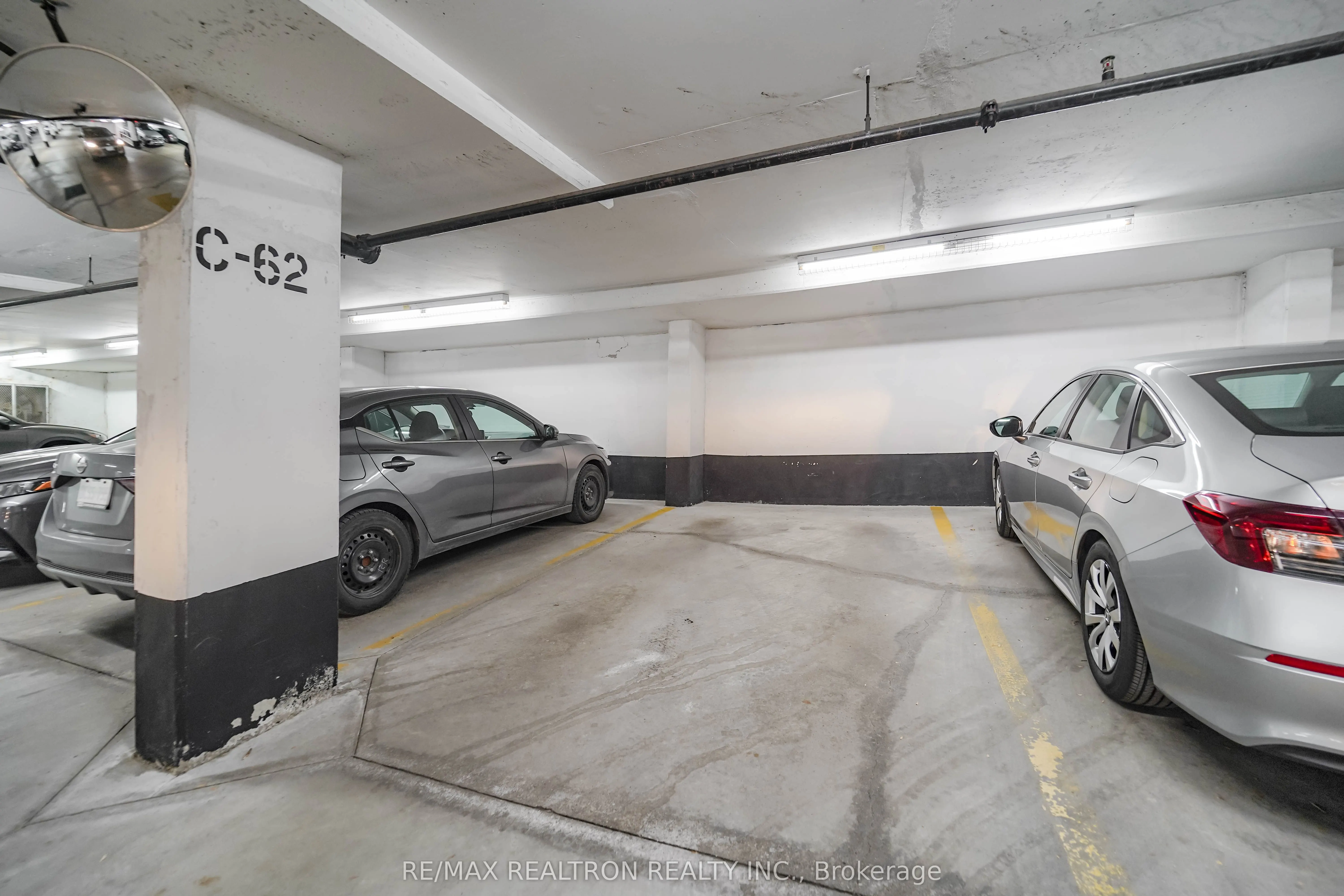 256 Doris Avenue #511