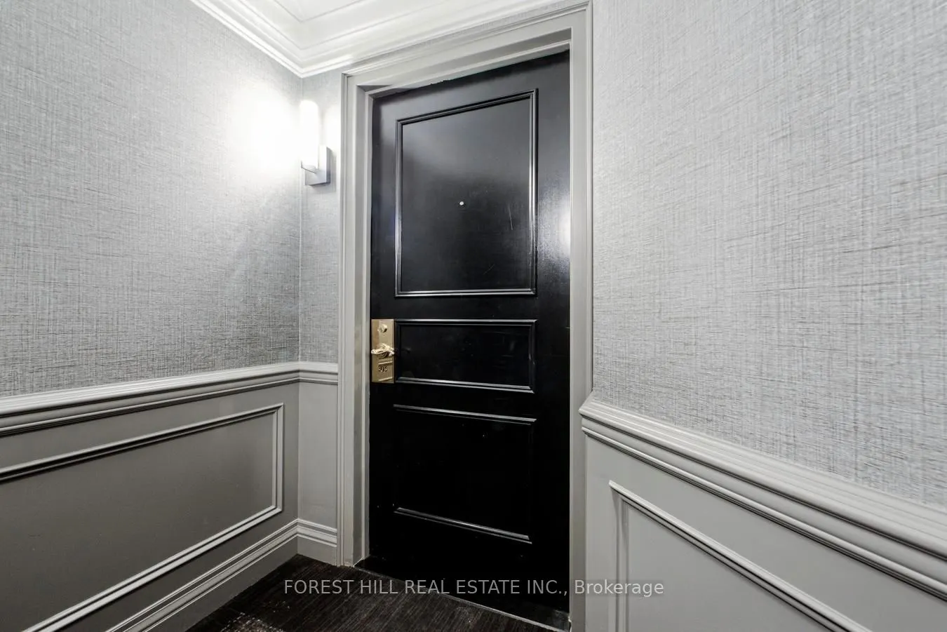 38 Avenue Road #305