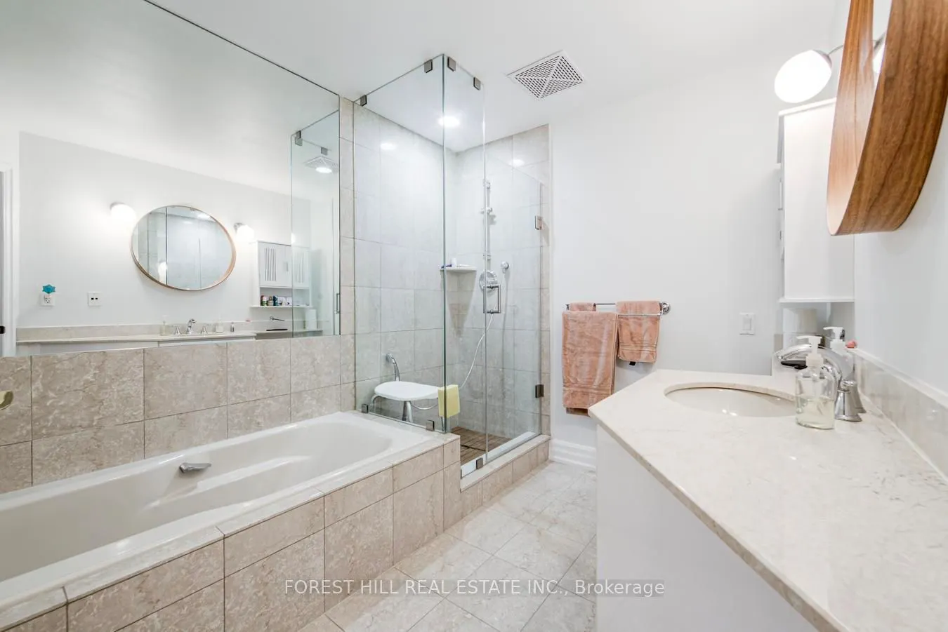38 Avenue Road #305