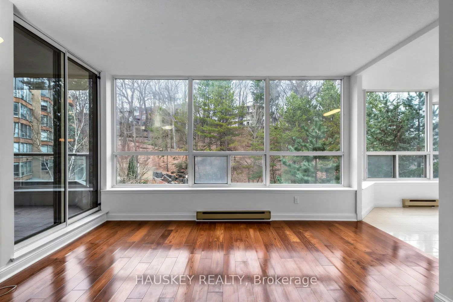 3800 Yonge Street #402
