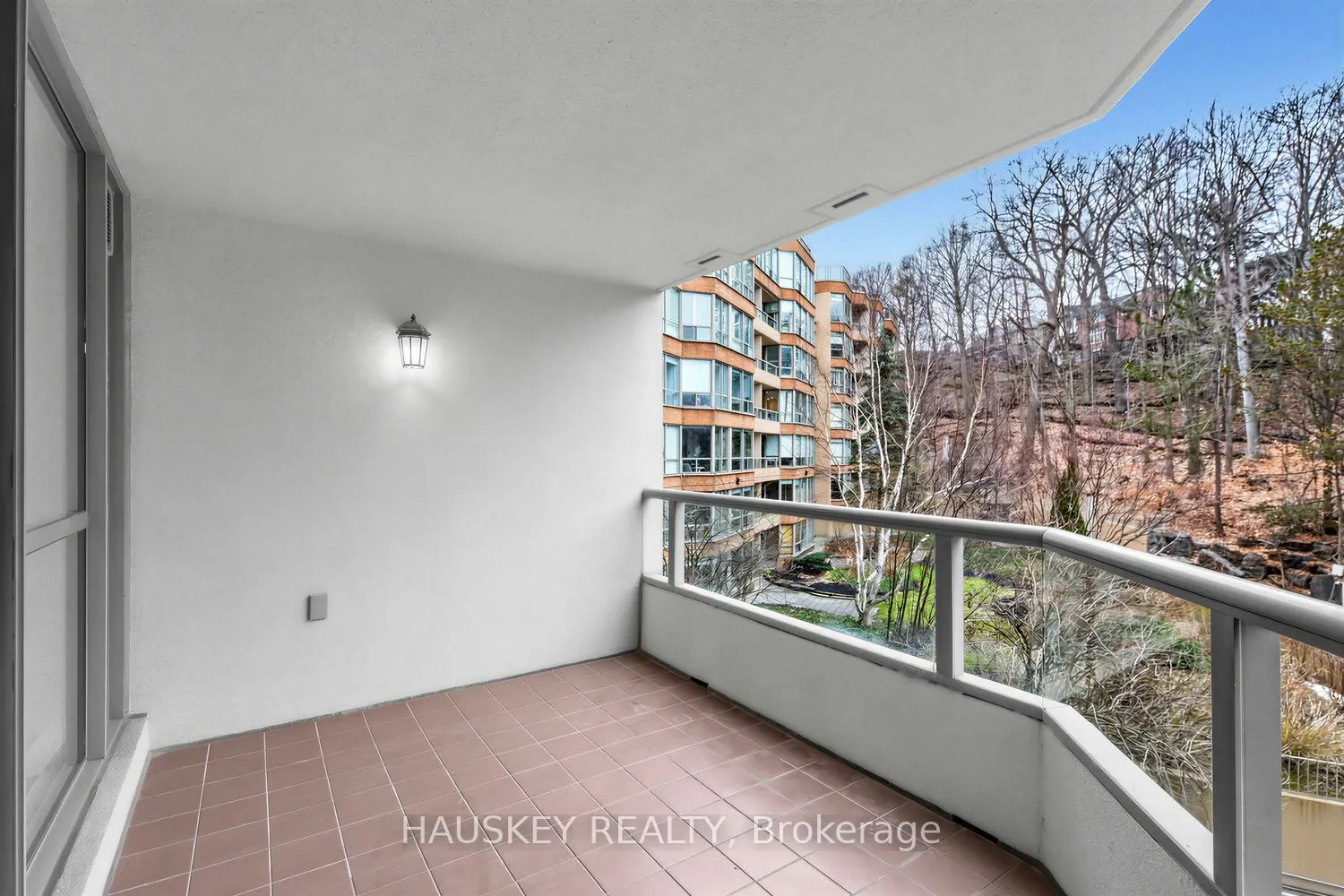 3800 Yonge Street #402
