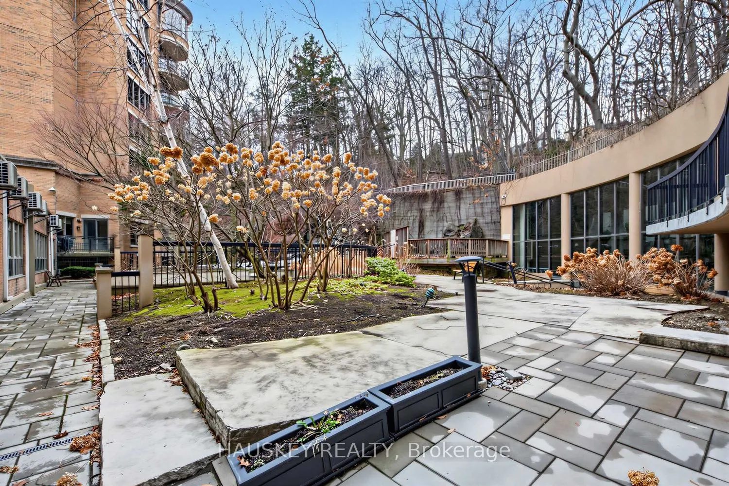 3800 Yonge Street #402