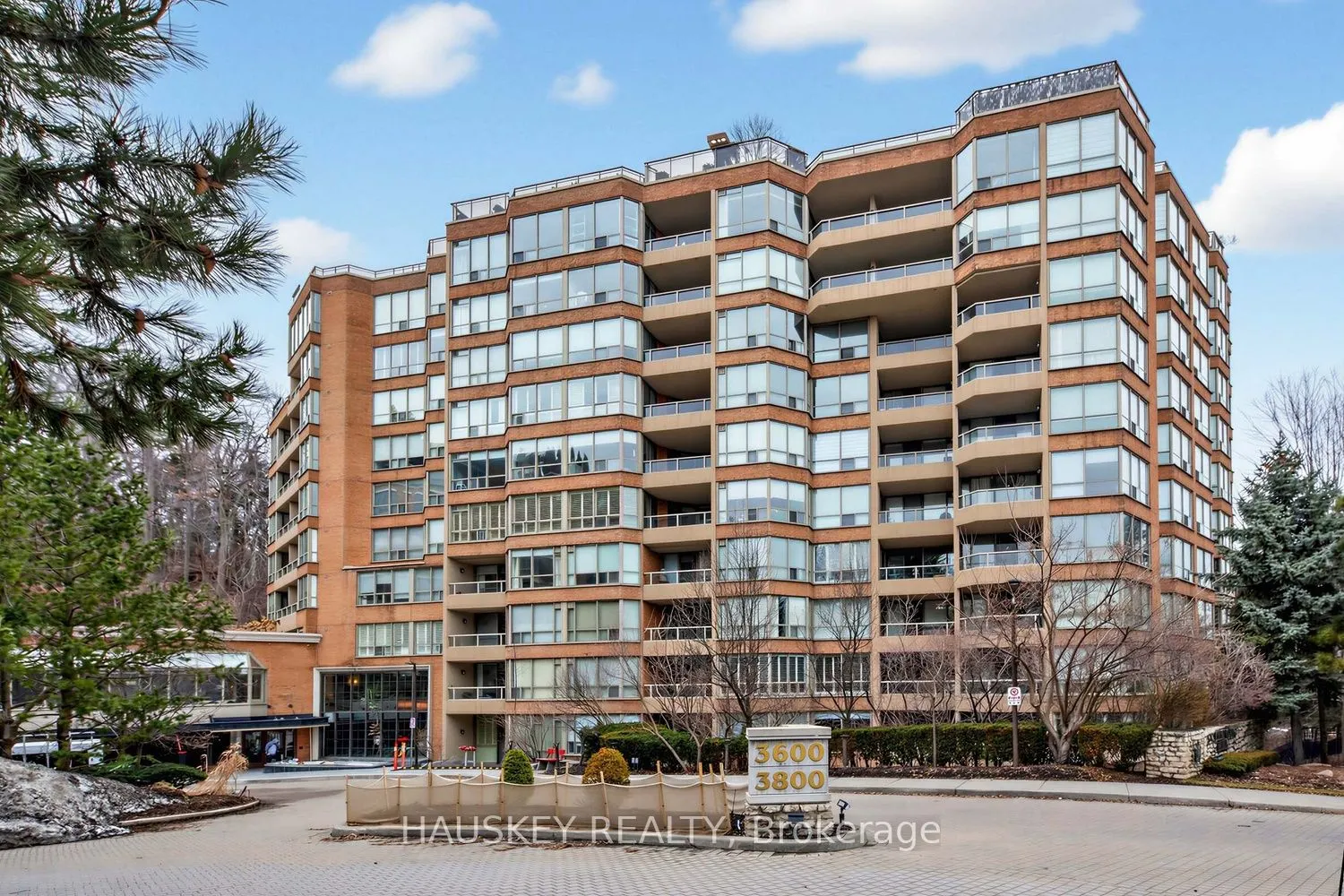 3800 Yonge Street #402