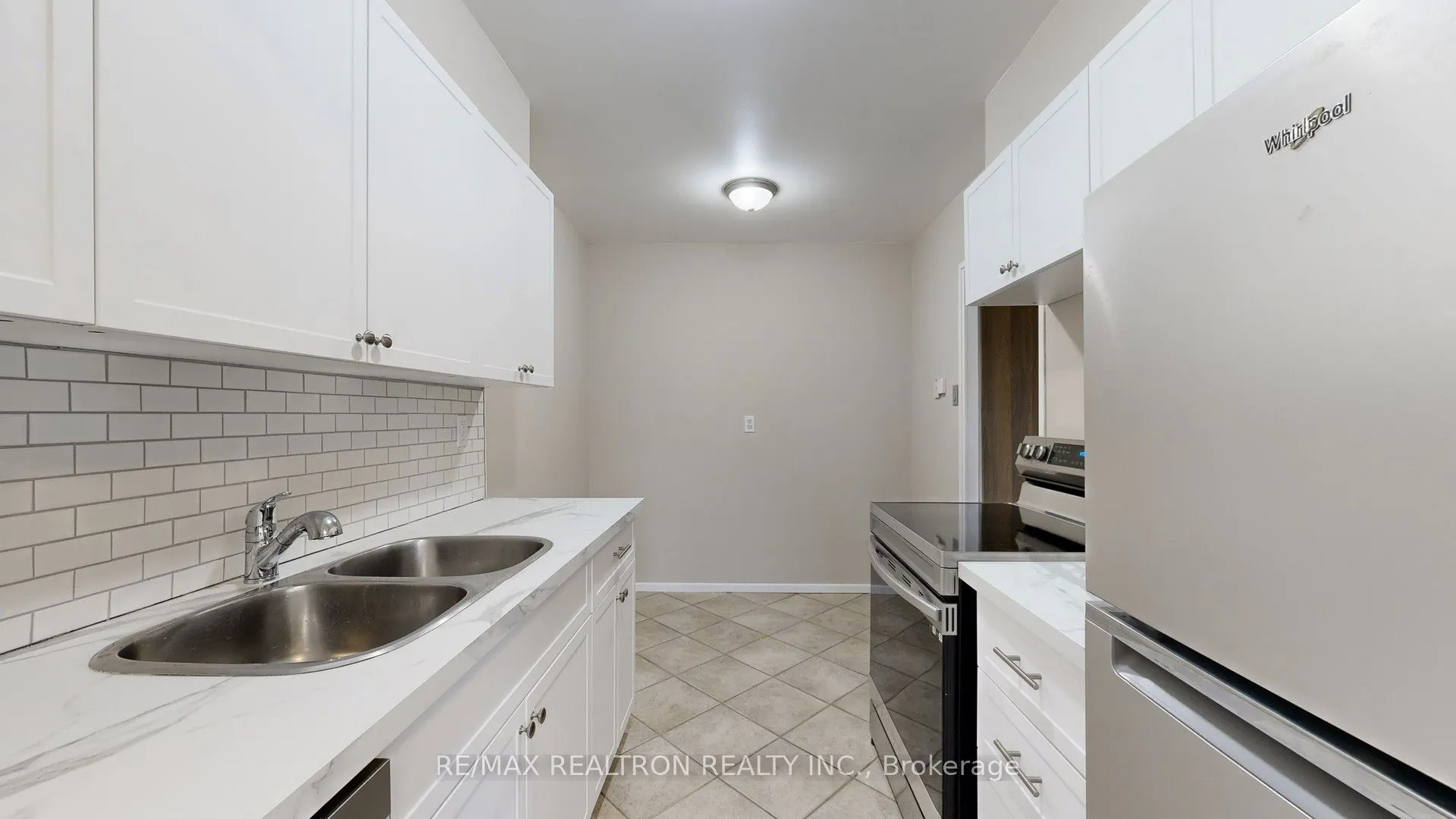 350 Seneca Hill Drive #212